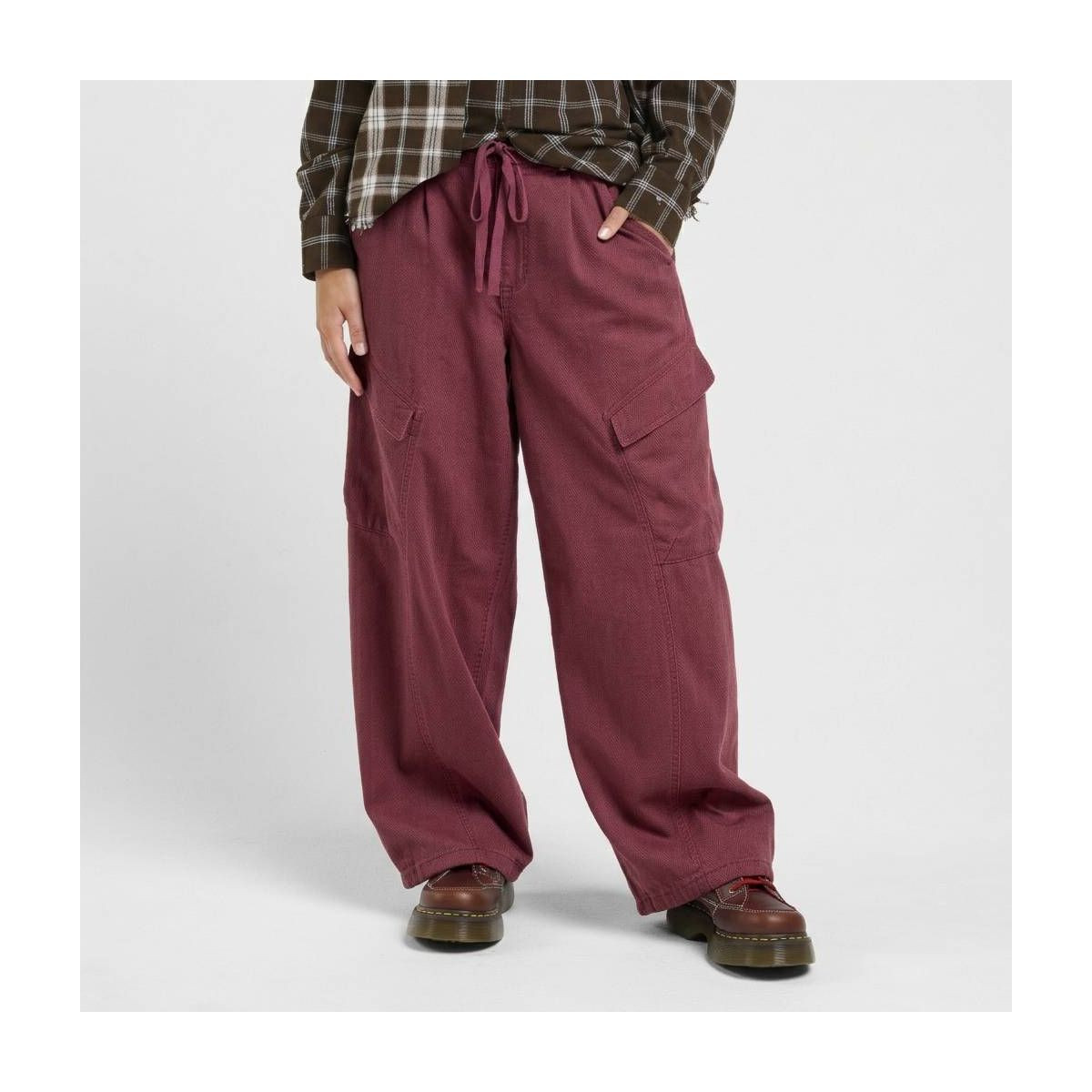 Women's dELiA*s Wide Leg Cargo Pants - Maroon XXS | Target
