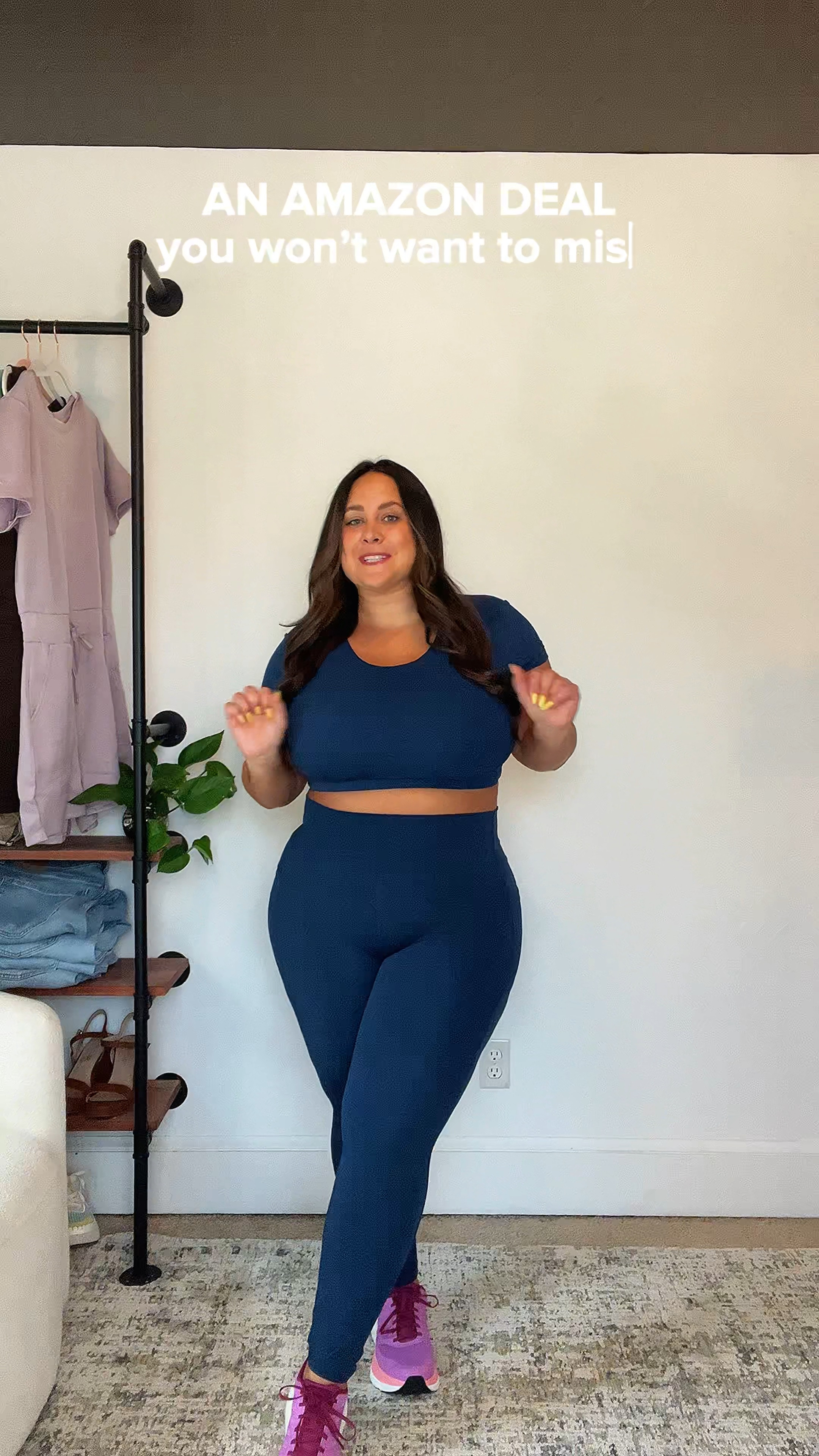 5’2” / 14-16 / 38J 

Leggings shown in size XL 
Tops shown in size XXL (NOT FOR HIGH IMPACT WORK OUTS) 

#under25 #size14 #size16 #athleisure #lookforless 

#LTKFitness #LTKSaleAlert #LTKMidsize
