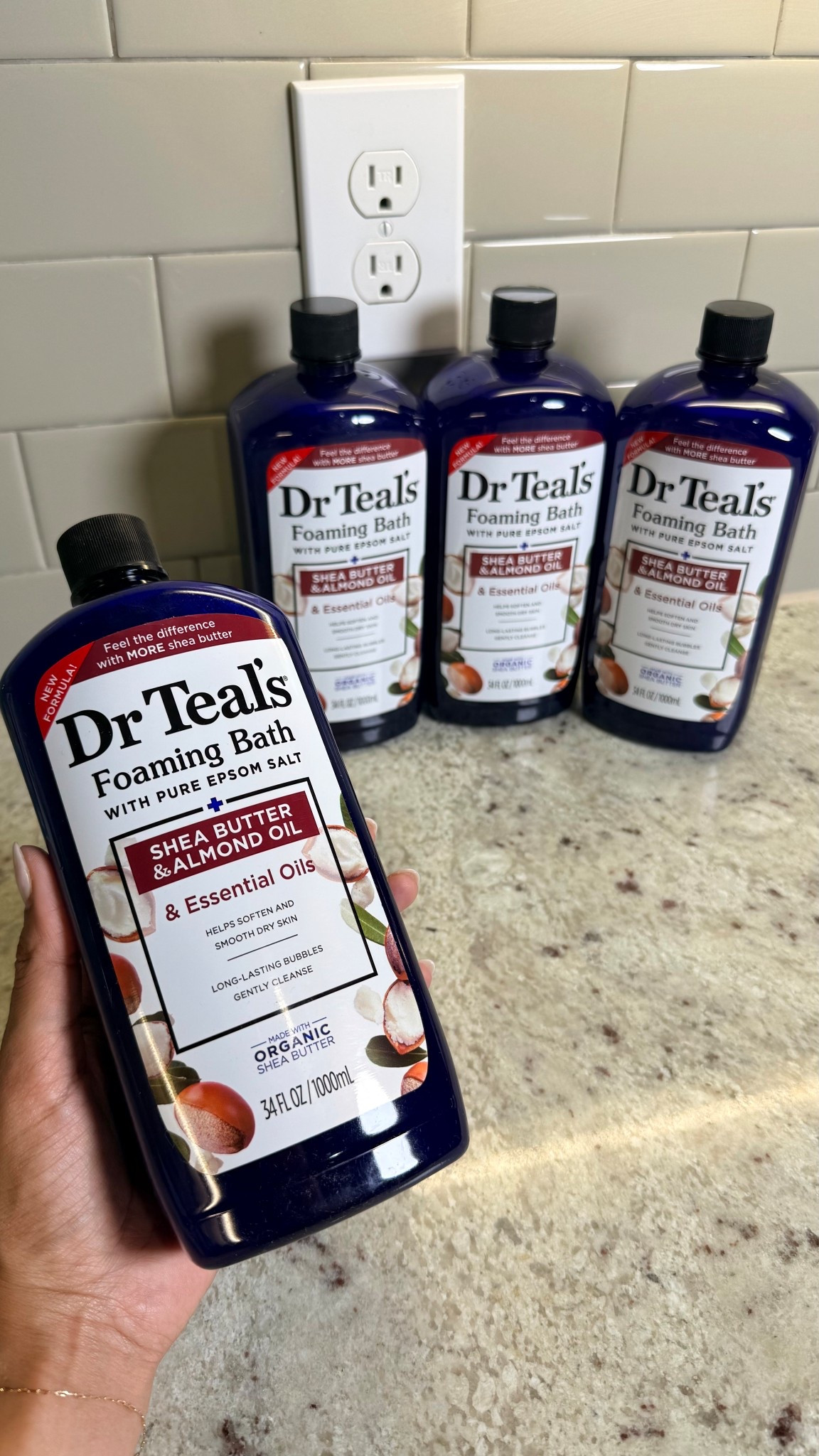 Restocked on my favorite Dr Teal’s foaming bubble bath - Amazon 4 pack 💙 love this stuff!

Amazon finds self care skincare shea butter organic 

#LTKselfcare