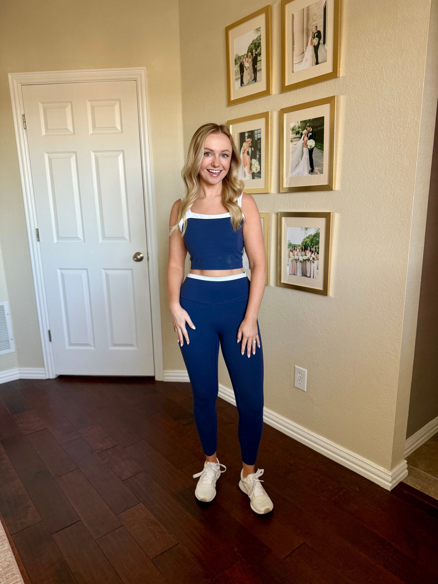 This set is BUTTER soft! Wearing an XS in top and S in bottoms! 

#LTKActive #LTKfitnessgoals #LTKootd