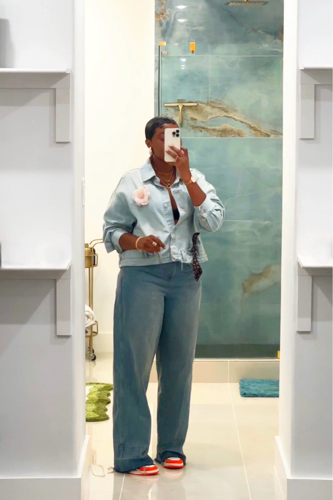 Spring denim outfit

#LTKSeasonal #LTKStyleTip