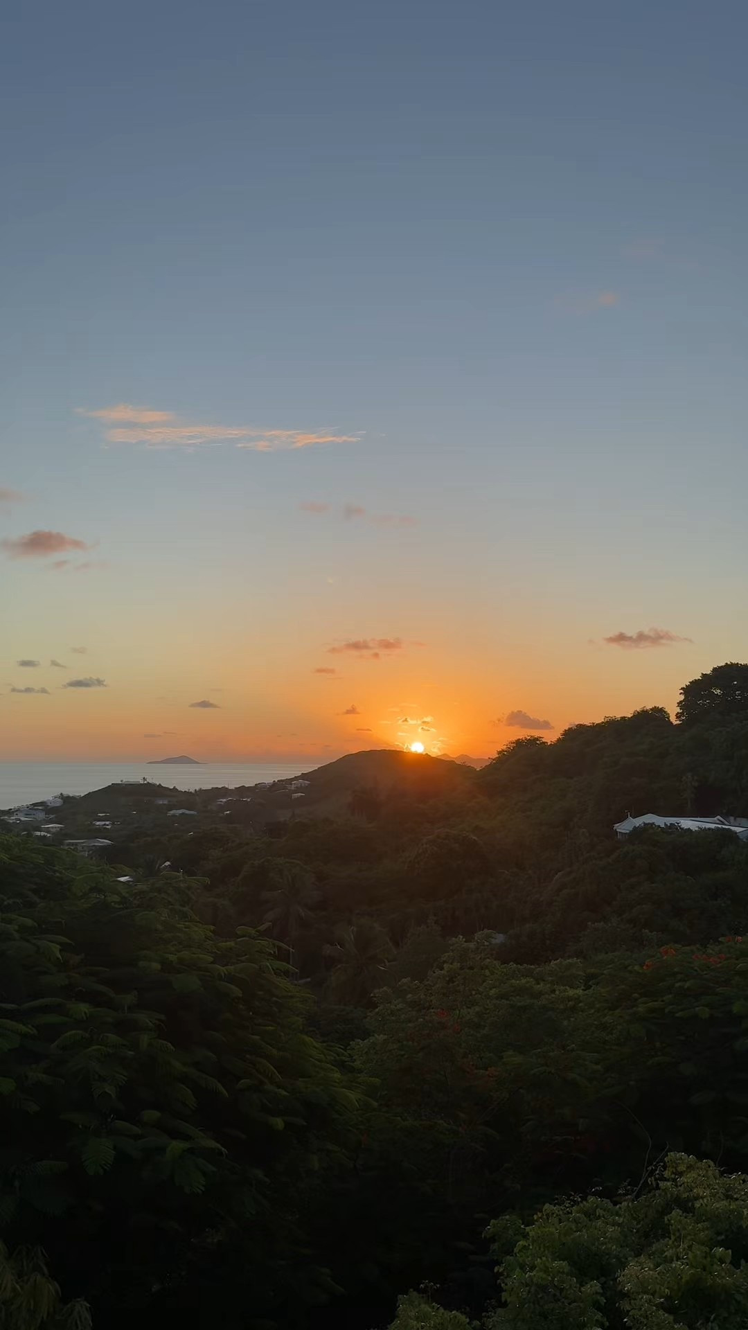 Day in my life living on St. Croix! I wear a medium in COZYLAND pajamas and a small in my workout outfit! 

#LTKStyleTip #LTKSaleAlert #LTKTravel