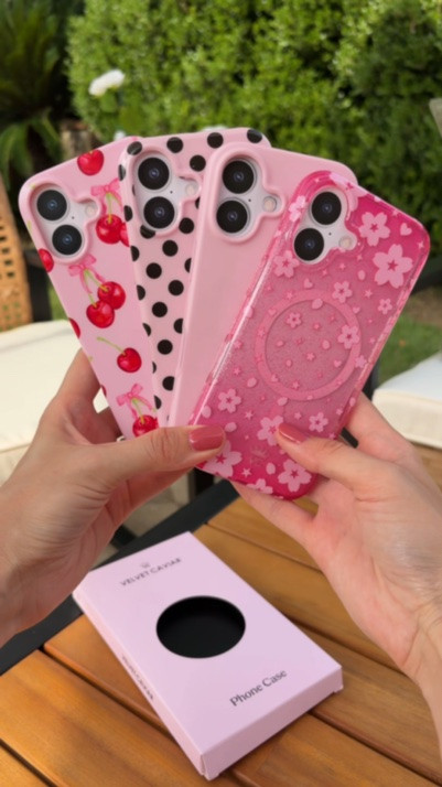 Thisss collection 😍🌸🍒 @velvetcaviar  #cutephonecases #iphonecase #phonecase #velvetcaviar
