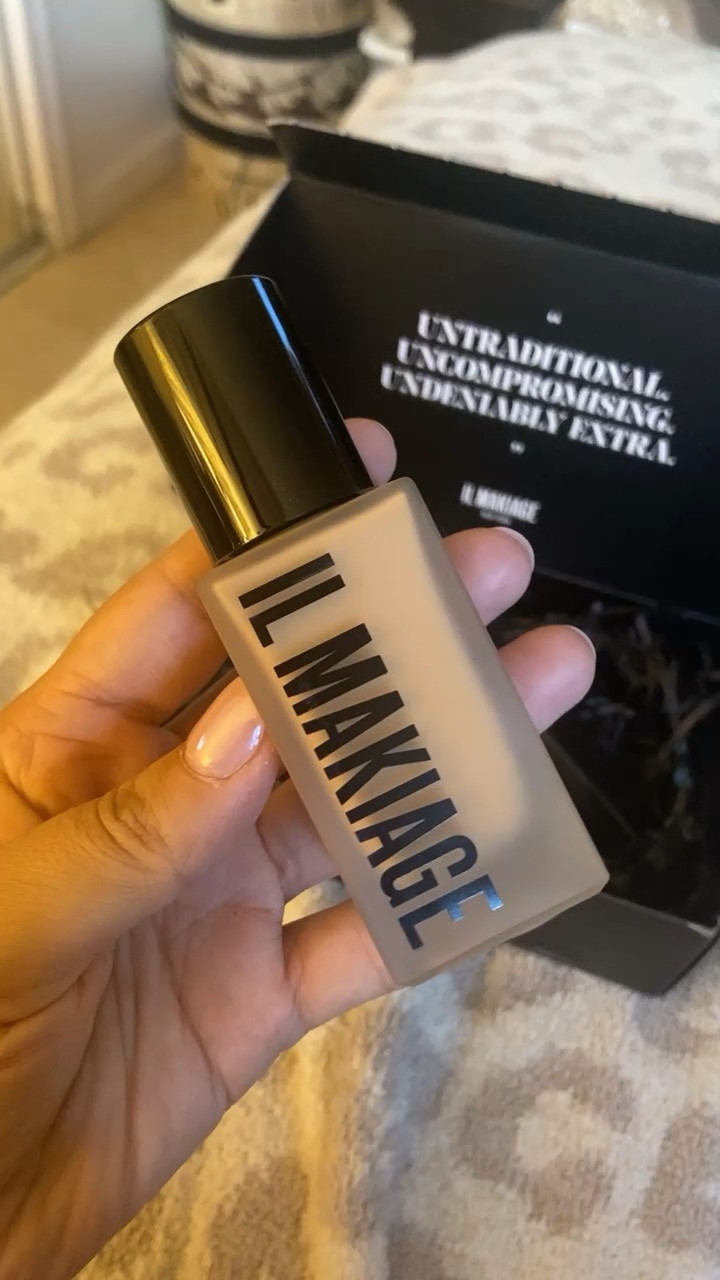 Il Makiage Woke Up Like This foundation - shade 120 🖤

#LTKunder50 #LTKbeauty