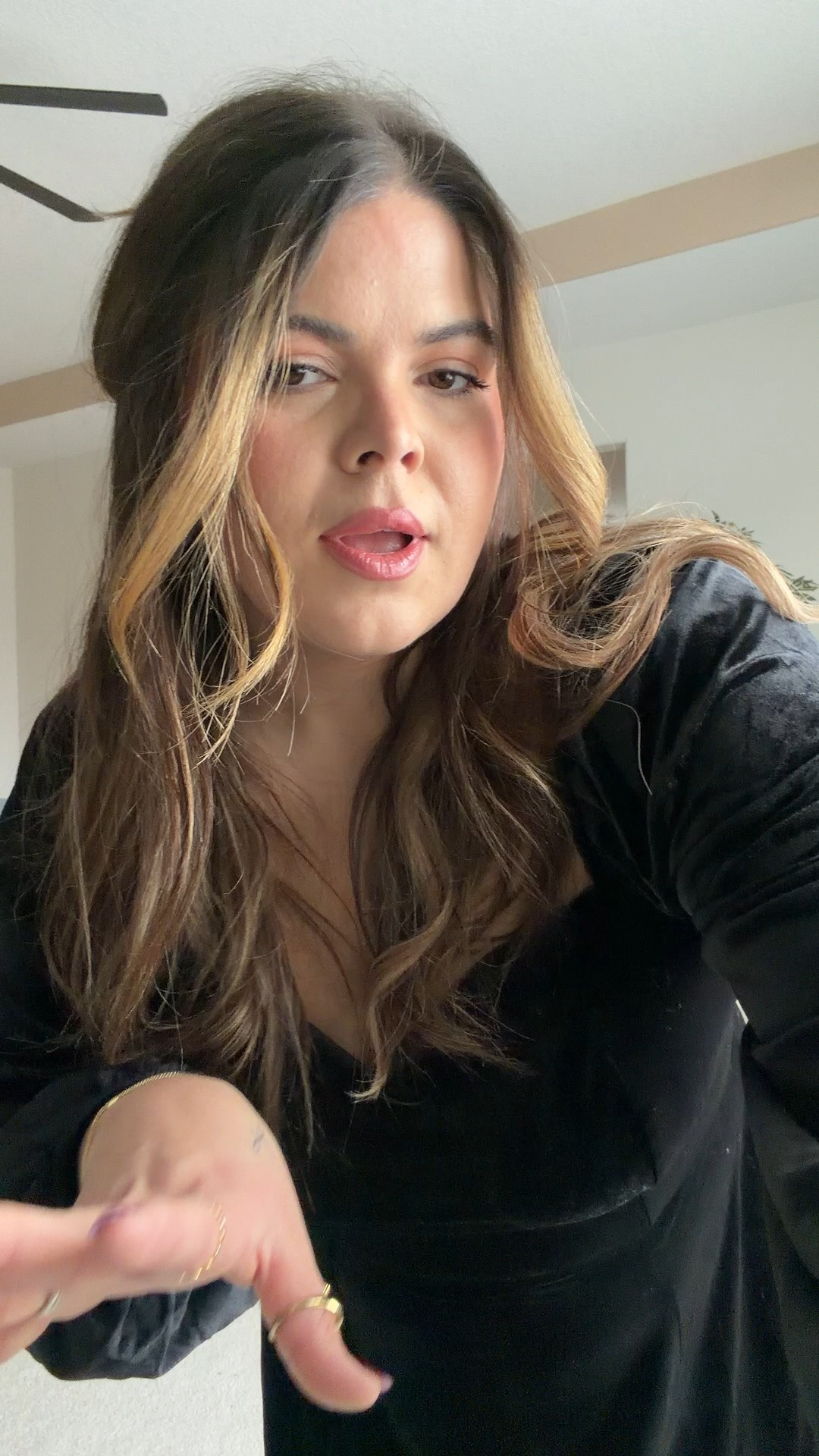 Holiday & Christmas Outfit slays from Walmart - midsize and mom friendly (ALWAYS)! #walmartpartner

Wearing size xl in this velvet dress - such good arm and tummy coverage!
Save for holiday + midsize outfit
inspo 🫶🏼 #WalmartStyle @WalmartStyle
#ltkholiday #ltkgiftguide #ltkmidsize