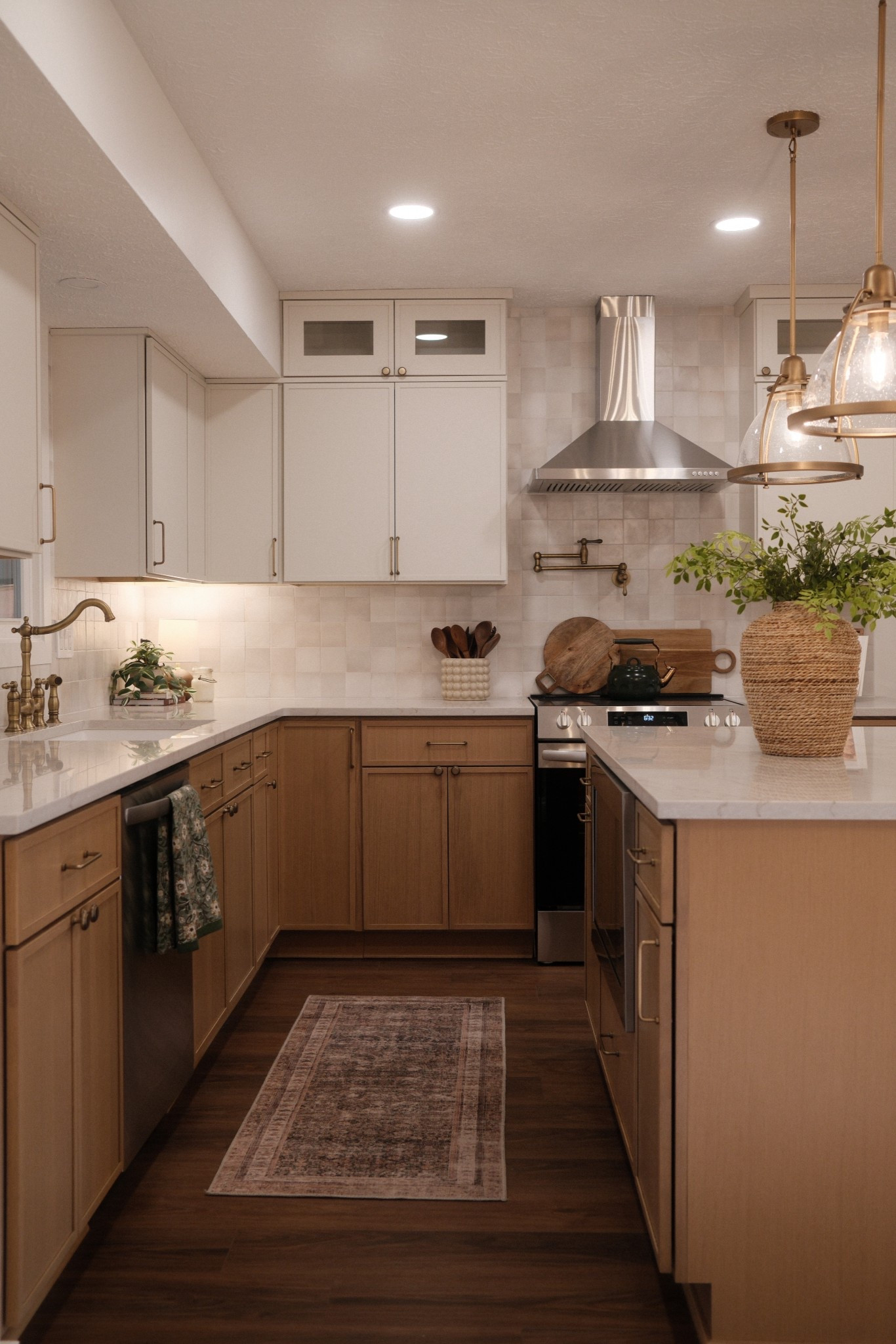 Flip house kitchen reveal ✨ #reno #homereno 

#LTKHome #LTKdayinmylife