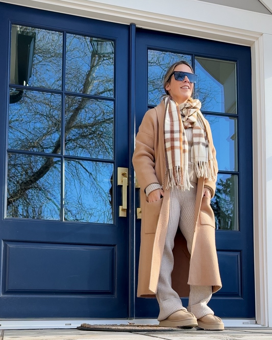 Cozy knit set ☁️

Wearing an xs in aerie set, have to have the pants hemmed, for now rolling them up 

Scarf : mango 
Coat : ( old ) mango - similar one tagged 
Sun glasses: dupe designer Amazon (I wear these more than my reg designer ones)
Shoes: Uggs size 6 in sand 

#LTKootd #LTKSeasonal #LTKPetite