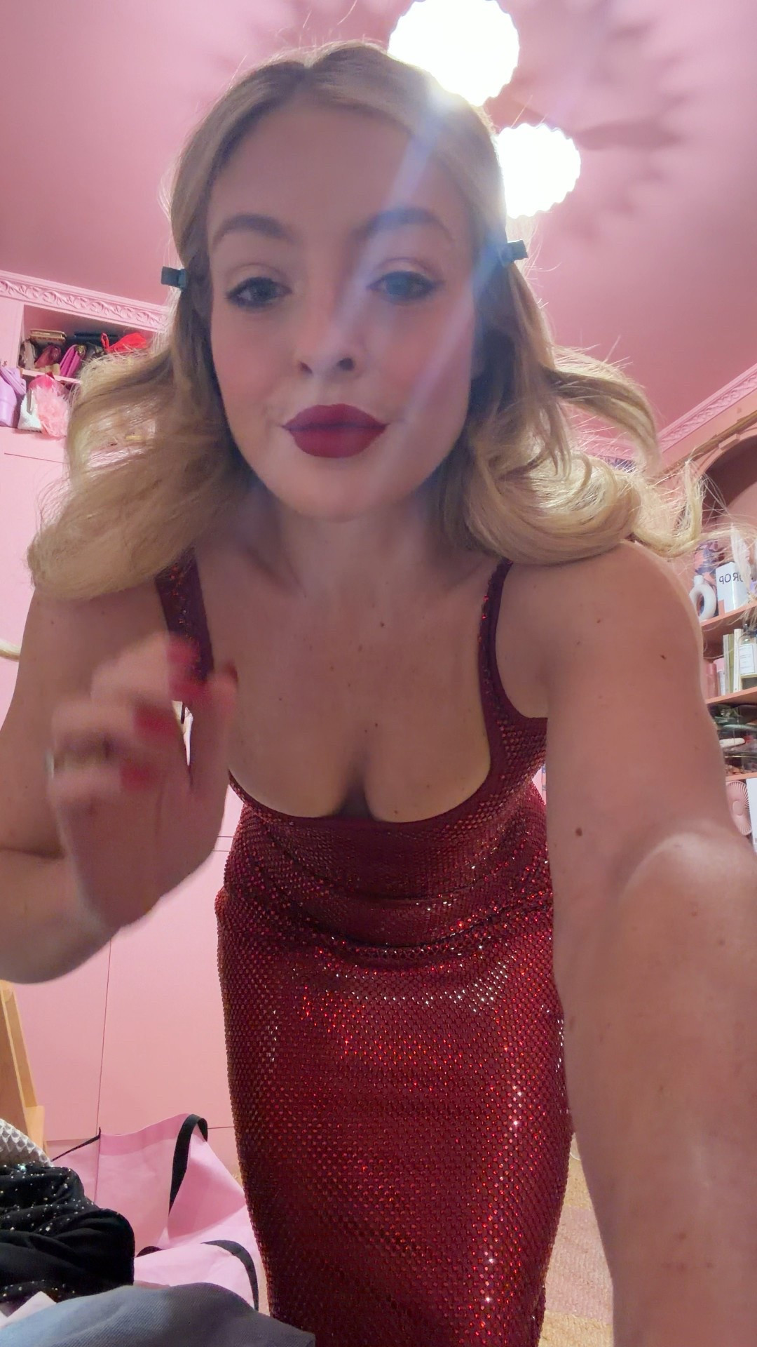 grwm for my bestie’s red hot birthday holiday bash ❤️

#LTKootd #LTKgrwm #LTKHoliday