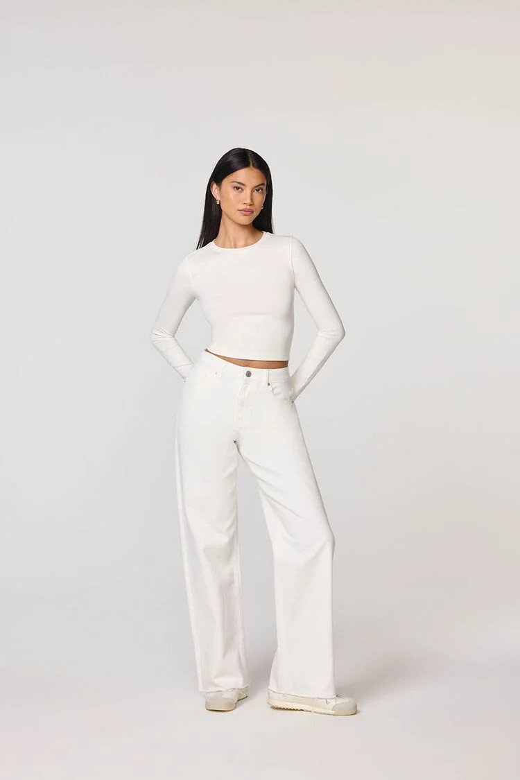Women's Seamless Long-Sleeve Top in White Medium | Forever 21