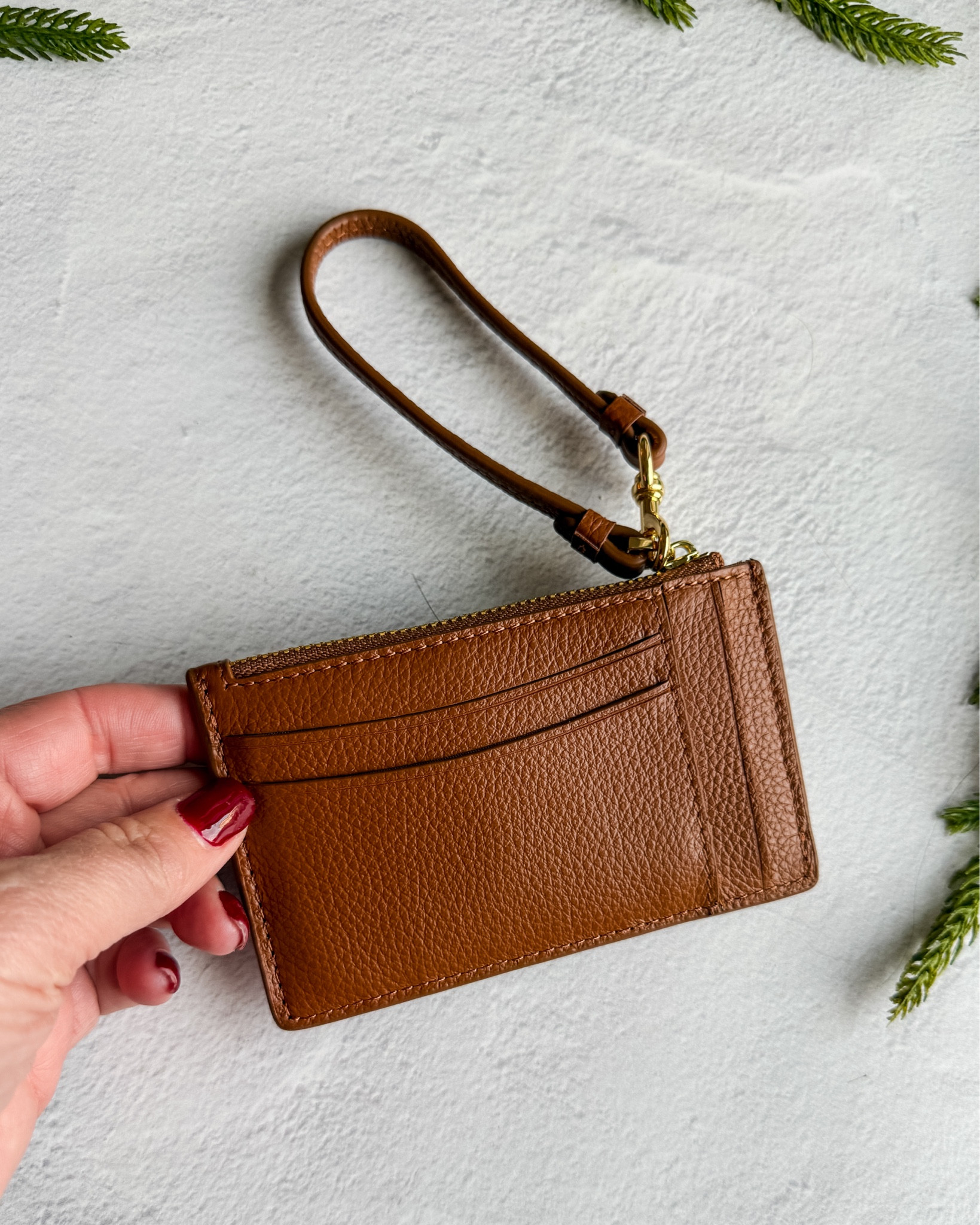 Quince Italian Leather Card Case #wallet #stockingstuffer #smallgift 

 

#LTKSeasonal #LTKFindsUnder50 #LTKWorkwear