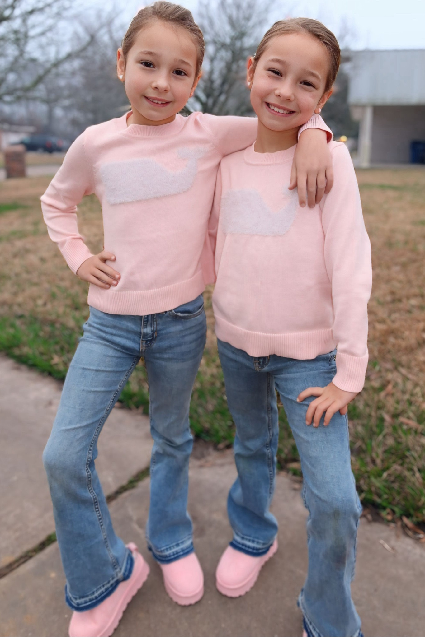 Kids Style🩷

Pink, vineyard vines, knit, long sleeve, jeans, denim, kids, girls, top, bottom



#LTKMostLoved #LTKKids #LTKFamily