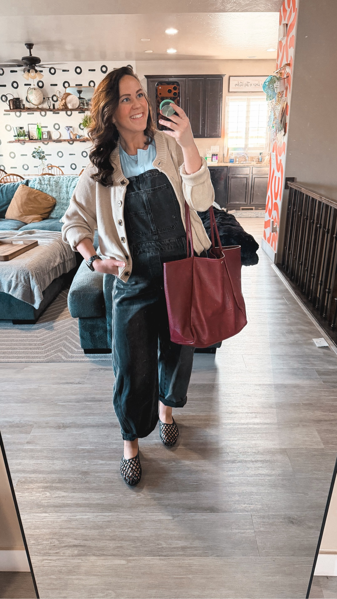 Casual work outfit! 🥰 

These are literally my most favorite pair of barrel overalls! And you’d never guess where they’re from 😁 I just barely bought a blue pair, for summer! 🙌🏼

Also, this button down! How fun is that?! Buttons that don’t pop! 😂 we like that 🙌🏼 

Bra 38DD
Undies XXL
Overalls XXL
Shirt XL
Cardigan XL: @onequince 

Size 14/16 | L/XL | 5’9

#workingmomstyle #midsizestyle #workoutfitideas
#realoutfitideas #amazonfashionfinds

#LTKMidsize #LTKTall #LTKWorkwear