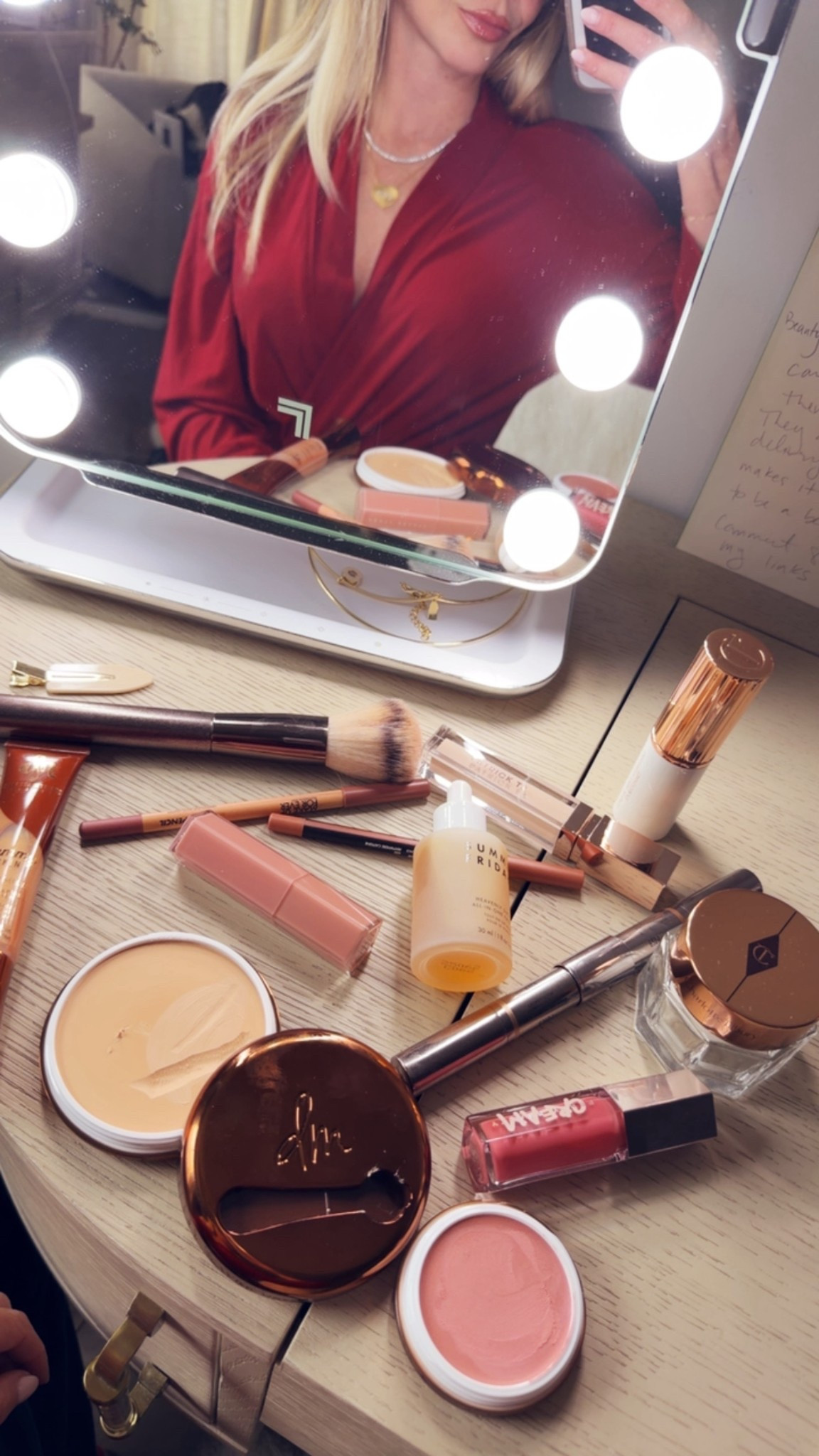 @sephora favorites #sephorapartner 

Summer frodays facial oil 
makeup forever liner - whenever walnut and anywhere caffeine
Patrick ta concealer - neutral 2 
Danessa Myricks Products: 
Blurring balm powder - skin 3 or universal 
Glow serum - shade main squeeze 
color fix stick for eyes - duo 3
Yummy Skin blurring balm powder-Unbothered 
Fenty Beauty Gloss Bomb Stix High-Shine Gloss Stick - Blaz'D Donut
Fenty Beauty Gloss Bomb
Cream Color Drip Lip Cream- Fenty Glow 