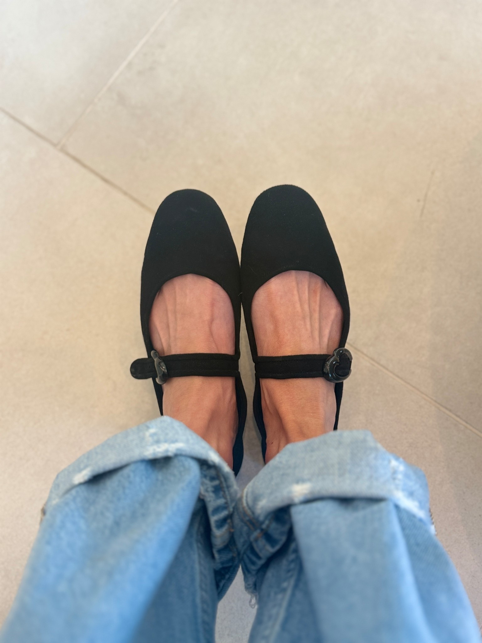 The perfect fall flats! I love the black suede and they are super comfy! 

#LTKStyleTip #LTKShoeCrush