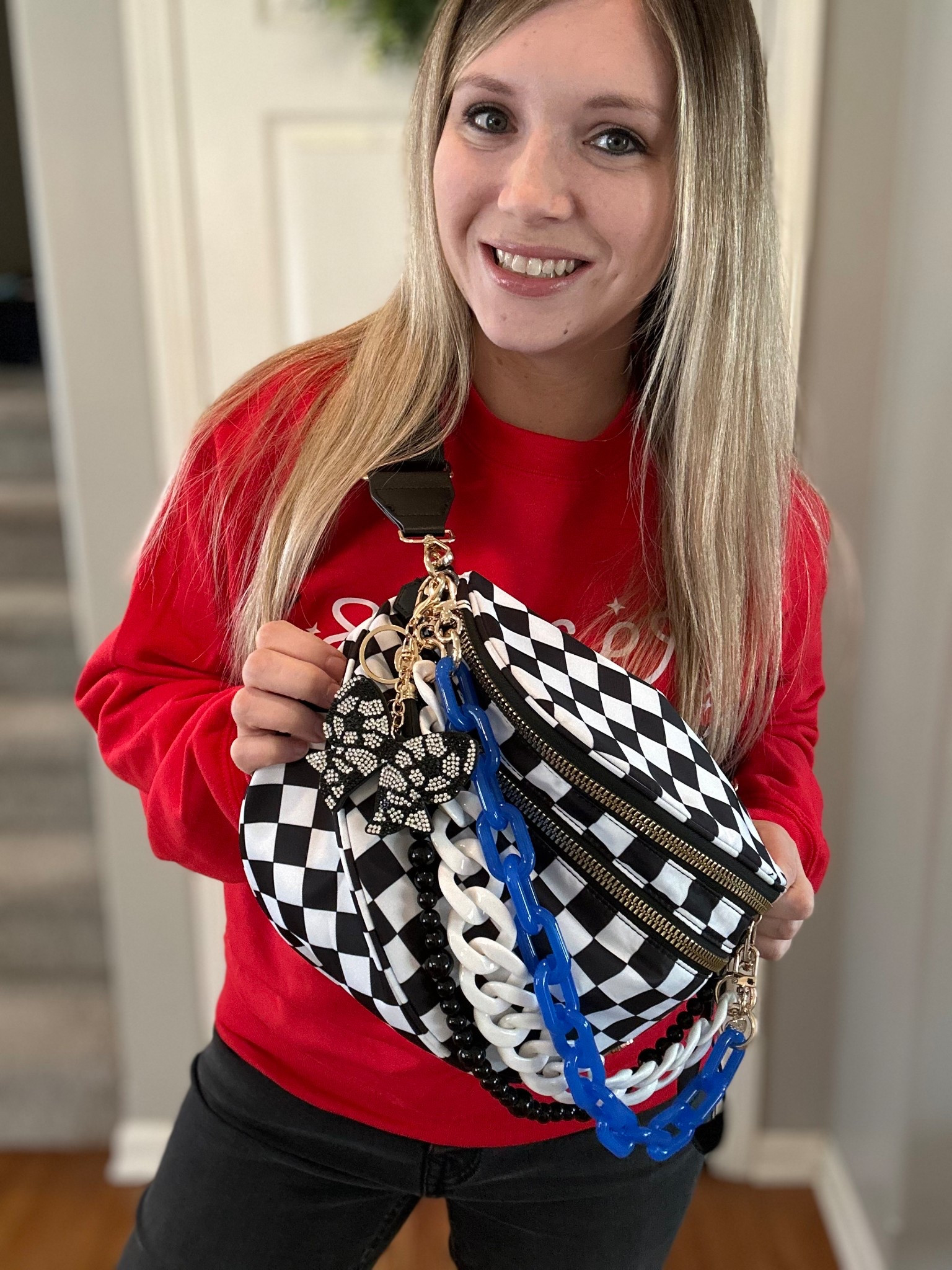 This checkered bumbag is so good! I can fit my 40oz Hydrojug in it there’s so much space!
There’s a zipper pocket on the front and back, and a secure pocket on the inside! 
Lots of different color options available 
The strap is adjustable and removable 
Perfect substitute for a diaper bag

Chains and charms can be found on my TT @wildboy_mamax2

#bag #giftforher #purse #checkered #fallfashion #springstyle #bumbag #handbag #sports #winterfashion


#LTKSeasonal #LTKSaleAlert #LTKmomlife