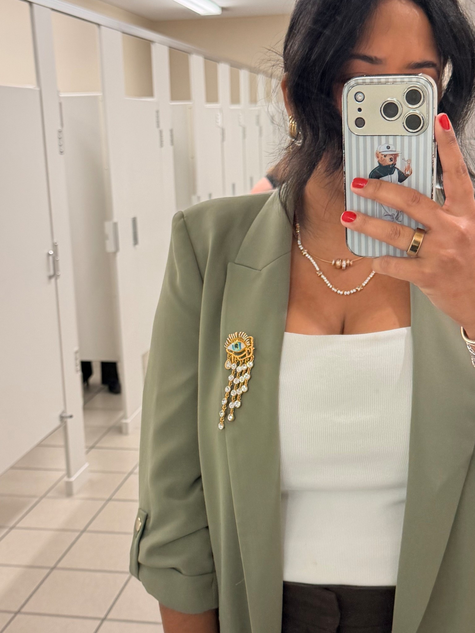 I’m a brooch girlie pretty much everyday!!

#LTKWorkwear