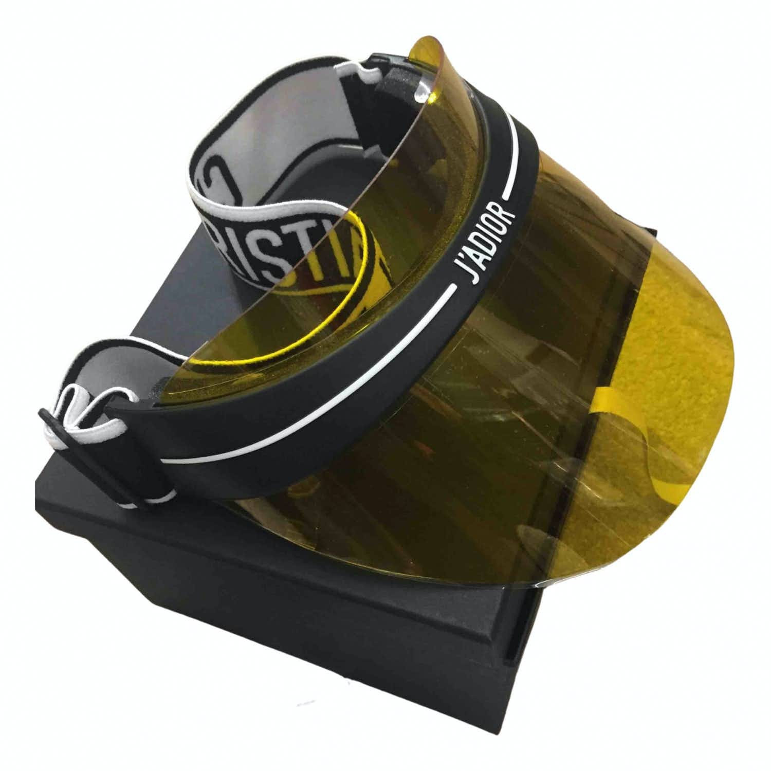 Cap Dior Yellow size M International in Plastic - 11428407 | Vestiaire Collective (Global)