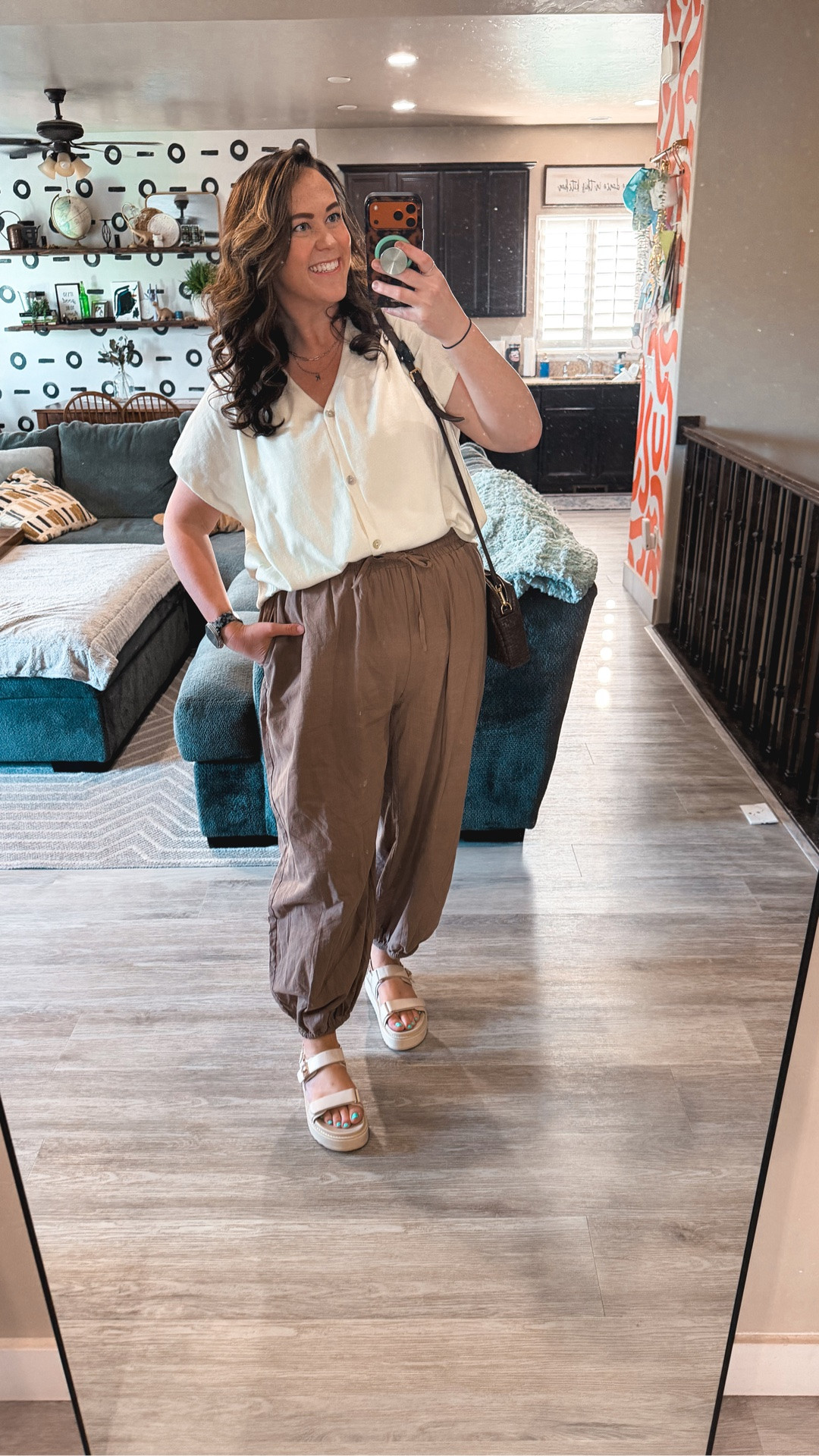 Life has been insane and I’ve had zero time for fun content, I think that’s genuinely been making me sad!! 😭 

But this outfit gave me the dopamine rush I needed and we are BACK 💃🏻 Brown harem joggers, white button top, platform sandals comfy and cute and almost all Amazon!!

Bra XL: @Shapermint 
Undies XL
Pants XL
Tank XL
Shirt XL
Bag: @onequince 
14/16 | L/XL | 5’9 | 38DD


harem jogger pants midsize, brown jogger pants, comfy work outfit midsize, Amazon fashion midsize, platform sandals outfit, white button top outfit, midsize casual summer look, dopamine dressing, comfortable midsize outfit, Amazon outfit ideas size 14

#LTKTall #LTKMidsize #LTKWorkwear
