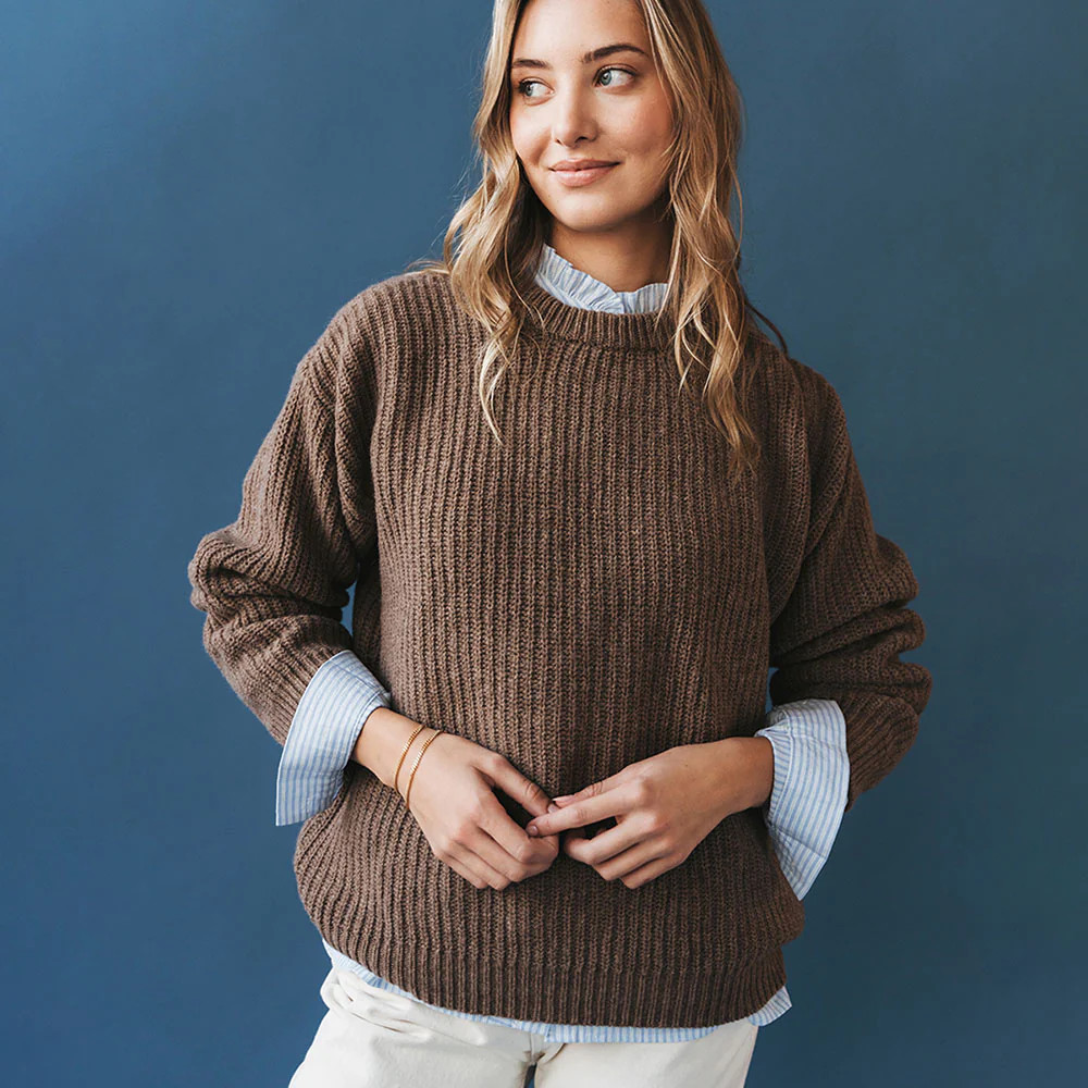 The Cove Crewneck Dune | Poppy Barley