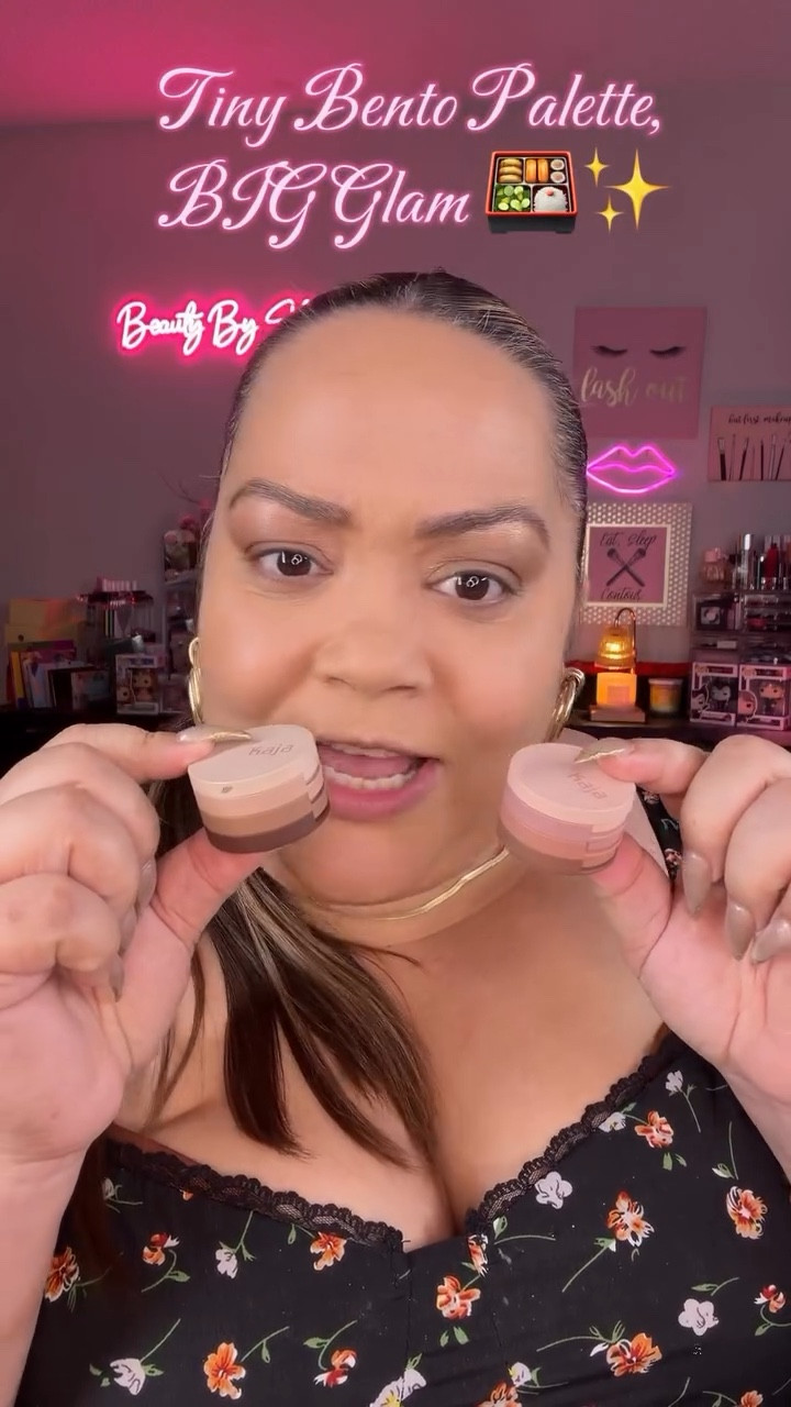 Tiny but powerful 💄

The Beauty Bento eyeshadow stacks from @kajabeauty prove you don’t need a huge palette for a full glam eye look. Each stack gives you three perfectly curated shades with a bouncy cream-to-powder texture that blends beautifully.

🤎 Chocolate Dahlia = everyday neutral glam
🌿 Forest Night = smoky olive green moment

The formula includes silica for a soft-blur finish and dimethicone for smooth blending, which is why these shadows glide on so easily.

Sometimes the smallest palettes give the biggest glam ✨

#kajabeauty #kbeautymakeup #eyeshadowtrio #makeupfavorites #beautytips

#LTKBeauty #LTKSpringSale #LTKOver40