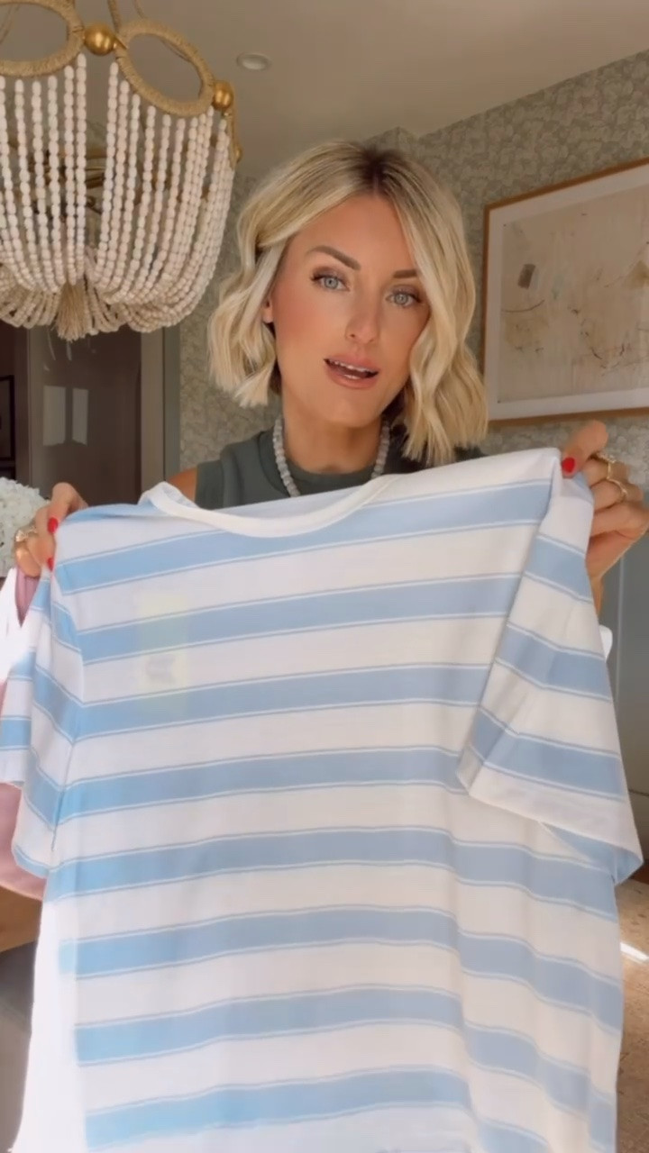 Target has some workout tops that I’ve had and love, so I just got some new colors! Love the blue & white stripe! And, this pink tank matches shorts I got awhile back, so I’m excited to wear it as a set!

Loverly Grey, Target, activewear, athleisure, workout tops

#LTKActive