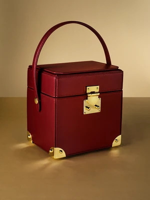 The Themis Breastmilk Cooler | COUPER