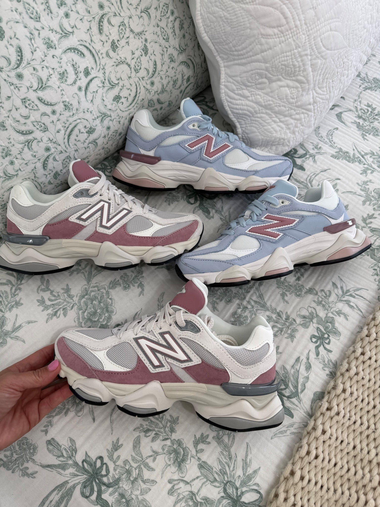 these colorsssssss 🤌🏻 #newbalance #sneakers #shoes #fashion

#LTKmomlife #LTKgrwm #LTKootd