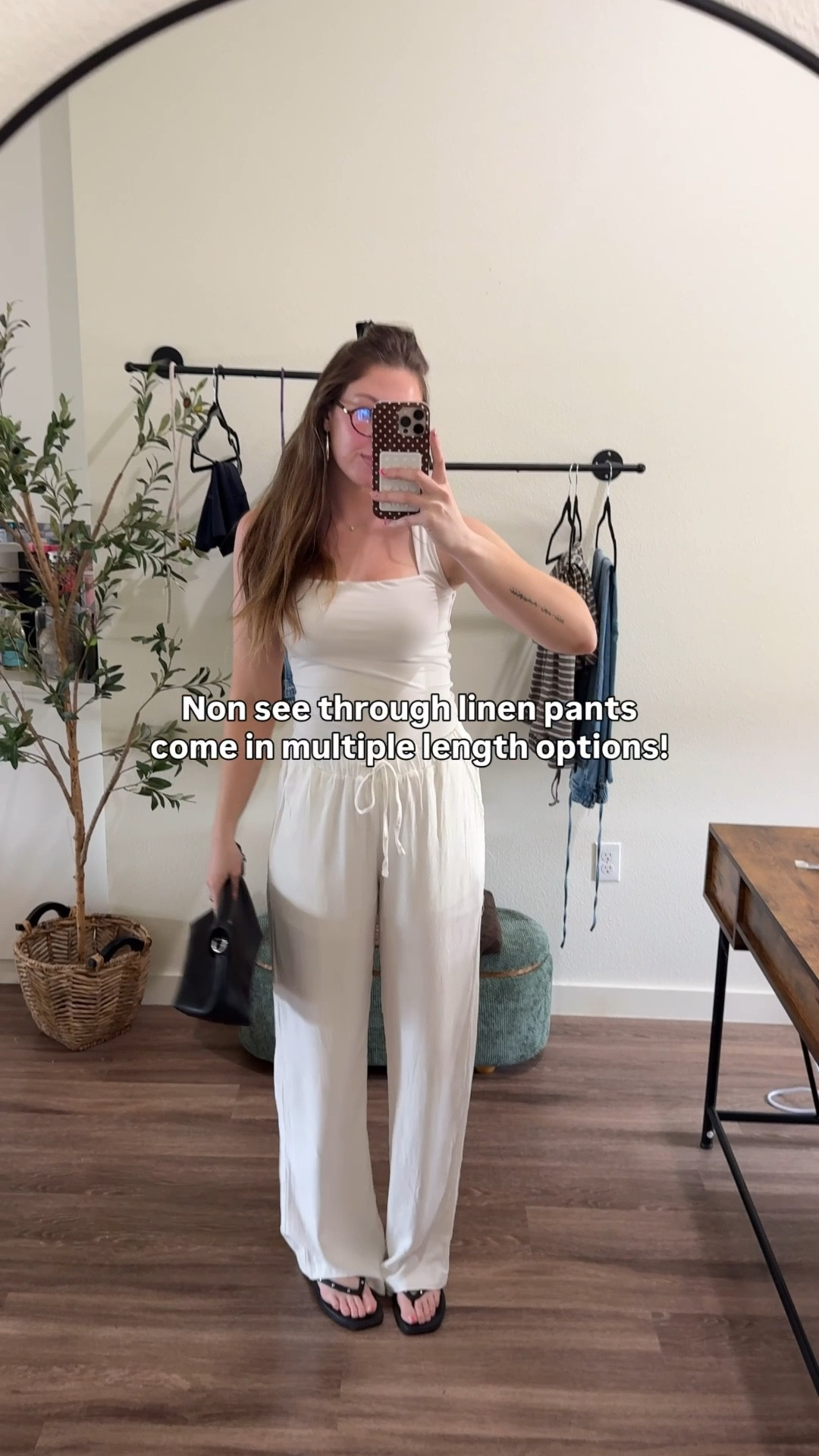 The best white linen wide leg pants for spring and summer! I’m wearing a medium extra tall 