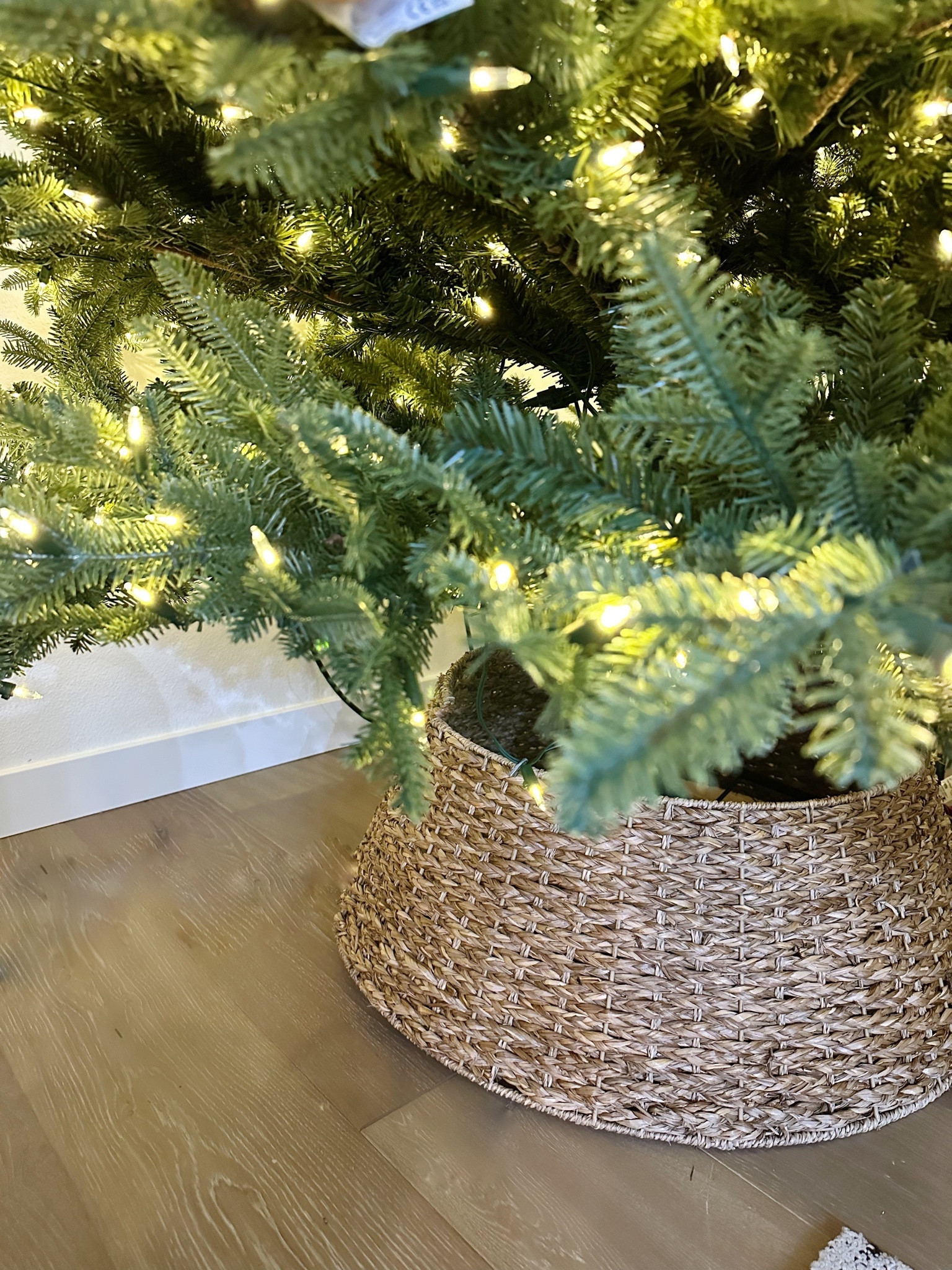 This tree collar sold out but I found a similar one for close to the same price. 

#LTKHoliday #LTKSeasonal #LTKGiftGuide