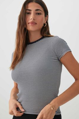 Short Rib Crew Neck T-Shirt | Ardene