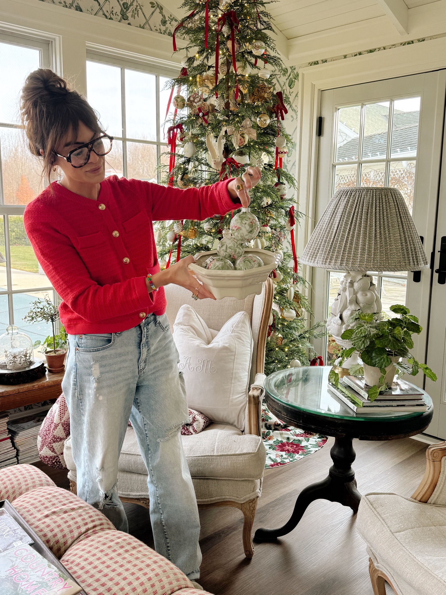 Cozy Christmas diy. See the details over on my instagram here: @lizmariegalvan 

#LTKHoliday #LTKSeasonal #LTKHome