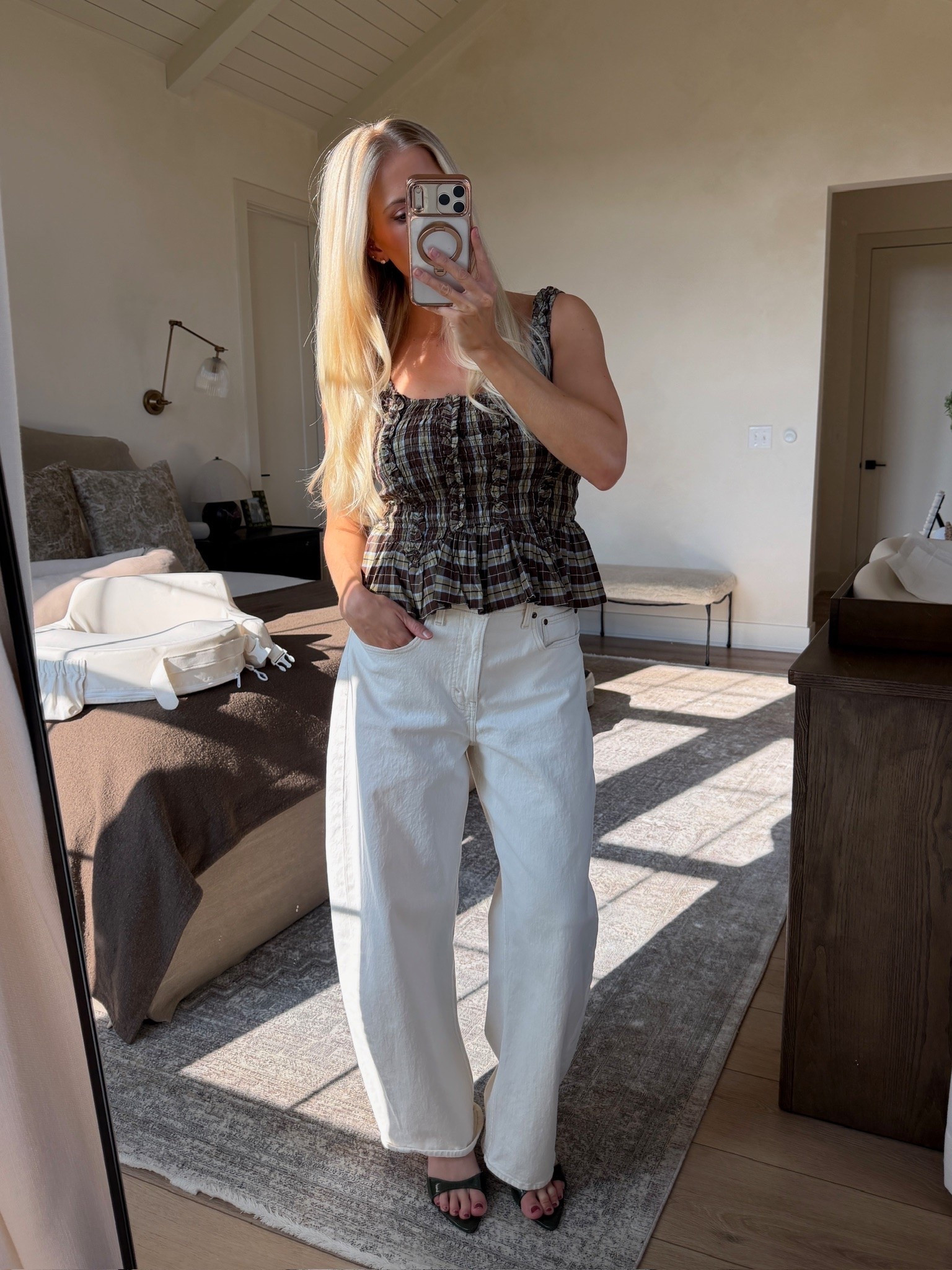 SIZE: US6 UK10 in top, 29 reg in jeans, shoes run tts! #kathleenpost

Postpartum outfit, date night look, summer outfit Inspo, fall transition look

#LTKootd
