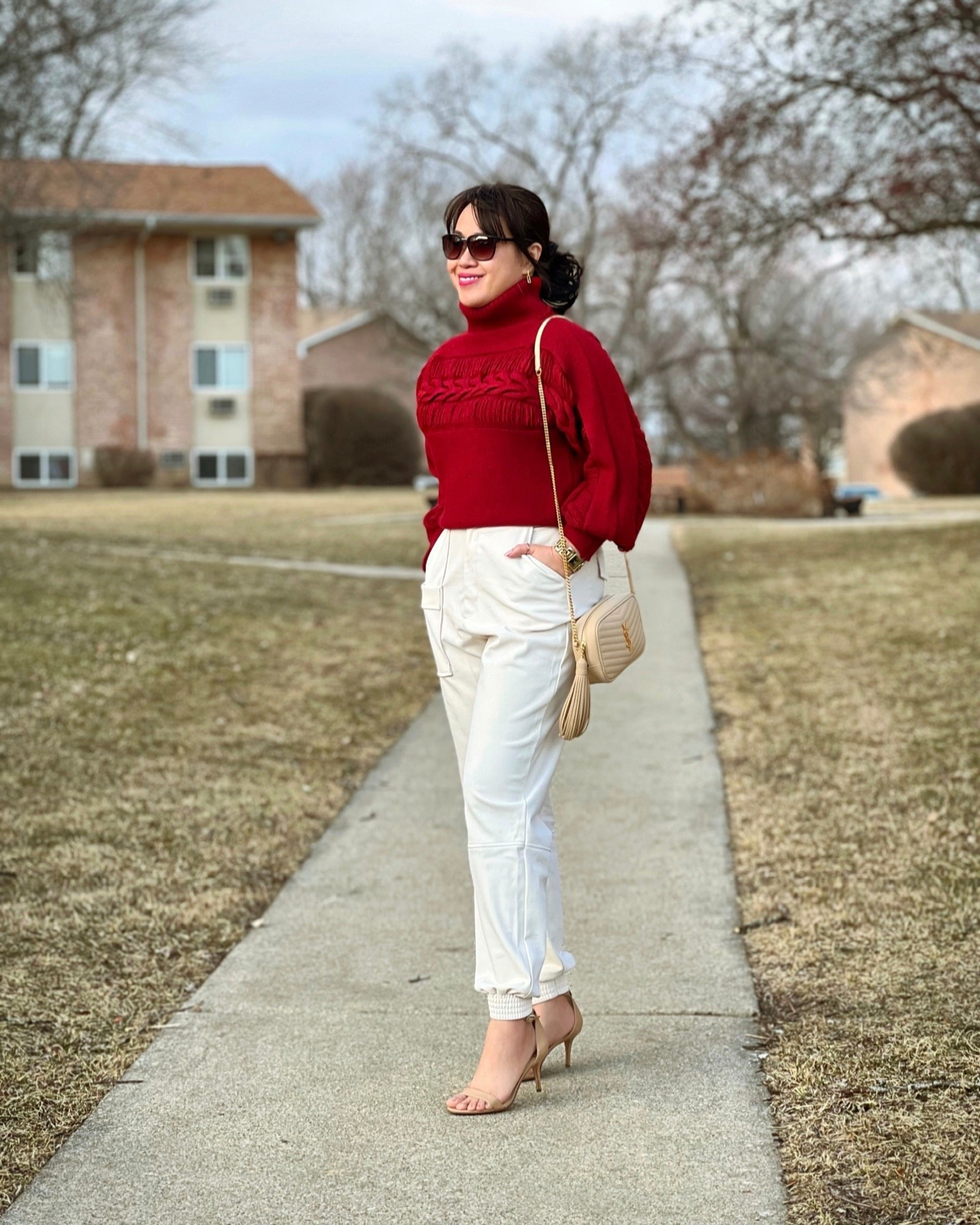 Chic winter outfit | chic style | winter wardrobe | red sweater

#LTKTravel #LTKootd #LTKPetite