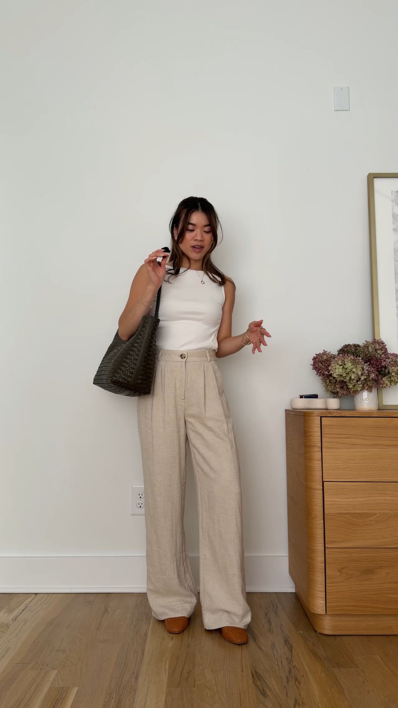 Shop the Abercrombie Sale! Now through 03/15 Everything is 25% off using the code AFLTK- HOW TO GET THE DISCOUNT CODE: Click on a piece linked below, click "copy Pomo Code", click "Shop Now", and paste the code into checkout! Madewell is also 25% off right now when you're signed into your Madewell insider account! 

SIZING INFO: 
• linen trousers size 24 shorted Pants 
• White Button Tank XS, , 
 
 Petite style, petite fashion, mom outfit, mom style, petite pants, petite outfit ideas, petite outfits, best pants for petite, petite denim, spring style, spring outfits, beach outfits, spring break, vacation outfits, Madewell discount code, Abercrombie discount code, Abercrombie petite pants, Abercrombie influencer code, linen pants 

 @abercrombie 

#LTKSpringSale #LTKSeasonal #LTKPetite