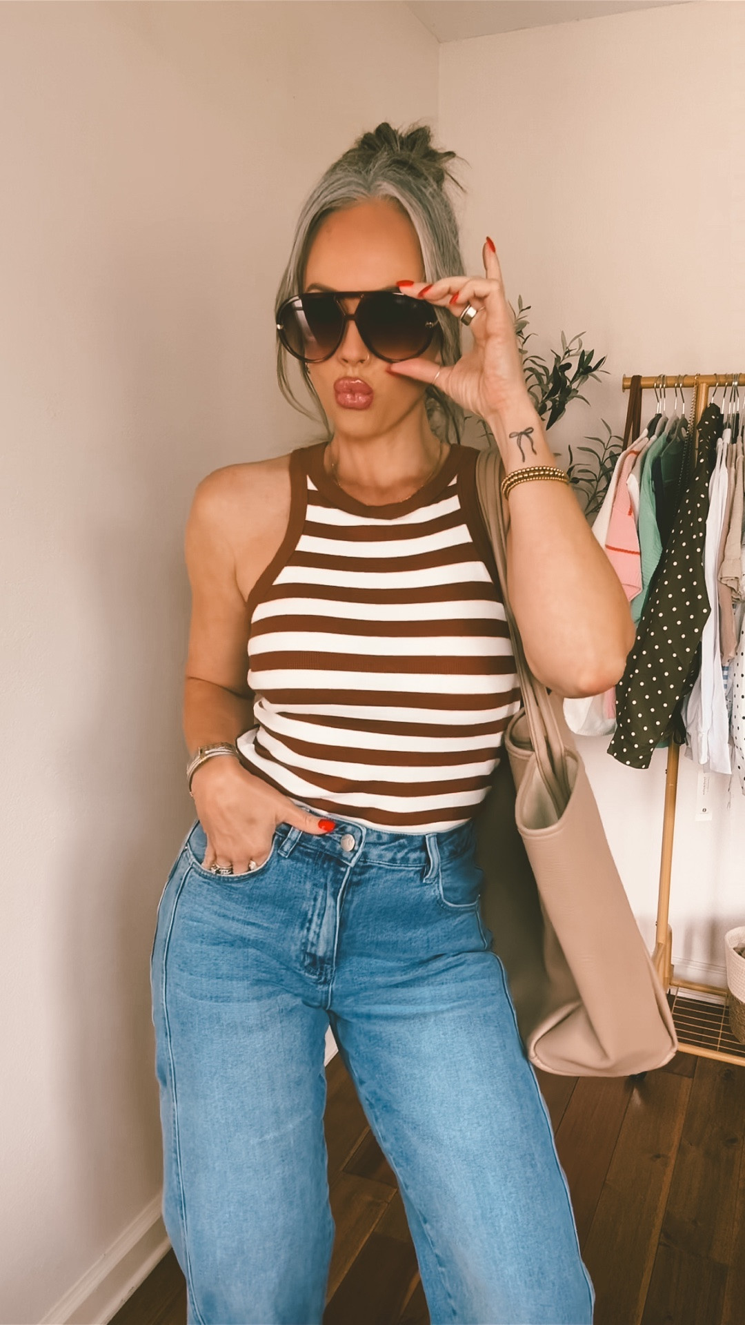 #builtinbratank #barreljeans #tanktops #summerootd #summervibes #momstyle #millennialmoms

#LTKootd #LTKmomlife #LTKOver40