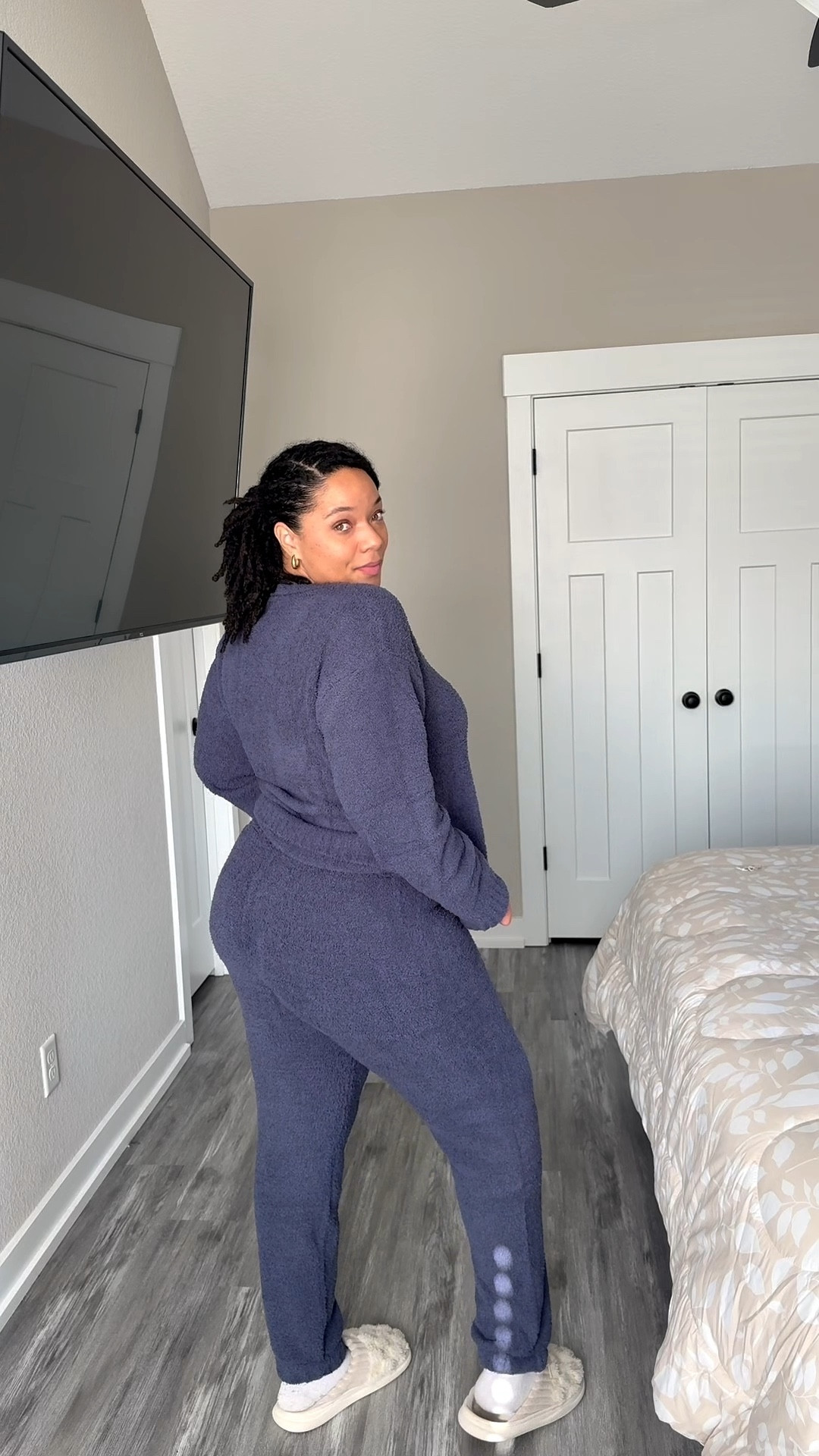 The coziest & softest loungewear 

#LTKHoliday #LTKootd #LTKGiftGuide