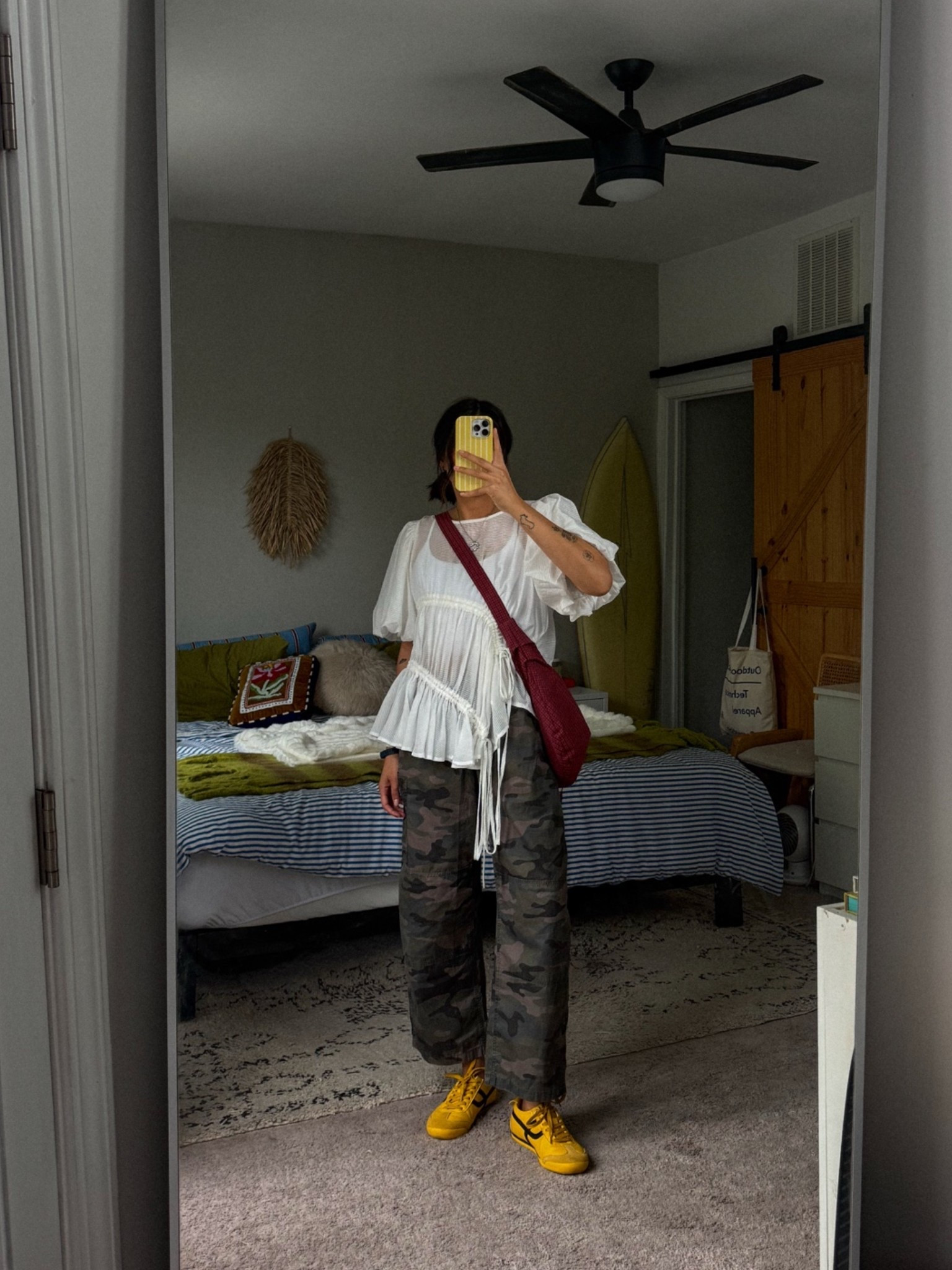 wednesday ootd 

top: bohme Aspen Sheer Blouse