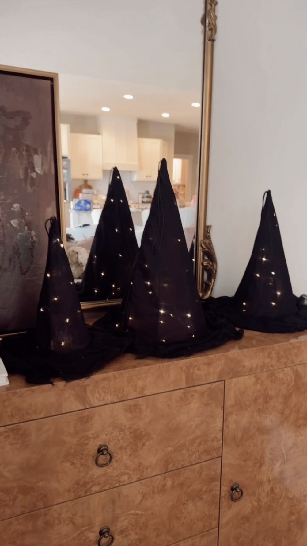 Whimsical fall & Halloween decor love!!

#LTKSeasonal #LTKmomlife #LTKHome