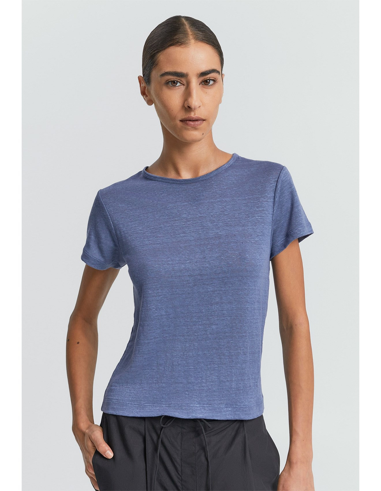 My favourite linen cult tshirt on sale.  True to size.

#LTKCyberWeek #LTKover50style #LTKaustralia
