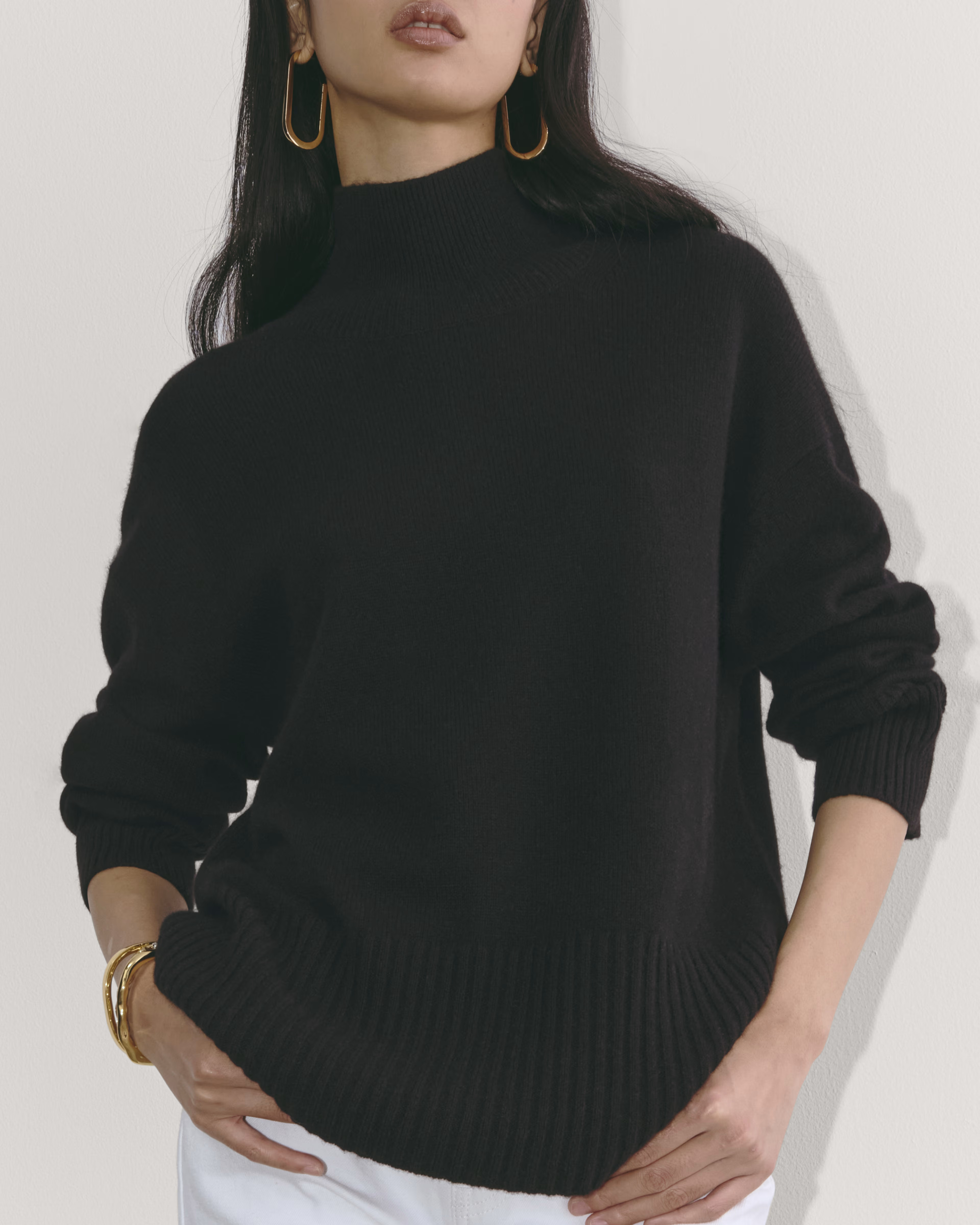 The Boxy Turtleneck in Cashmere | Everlane