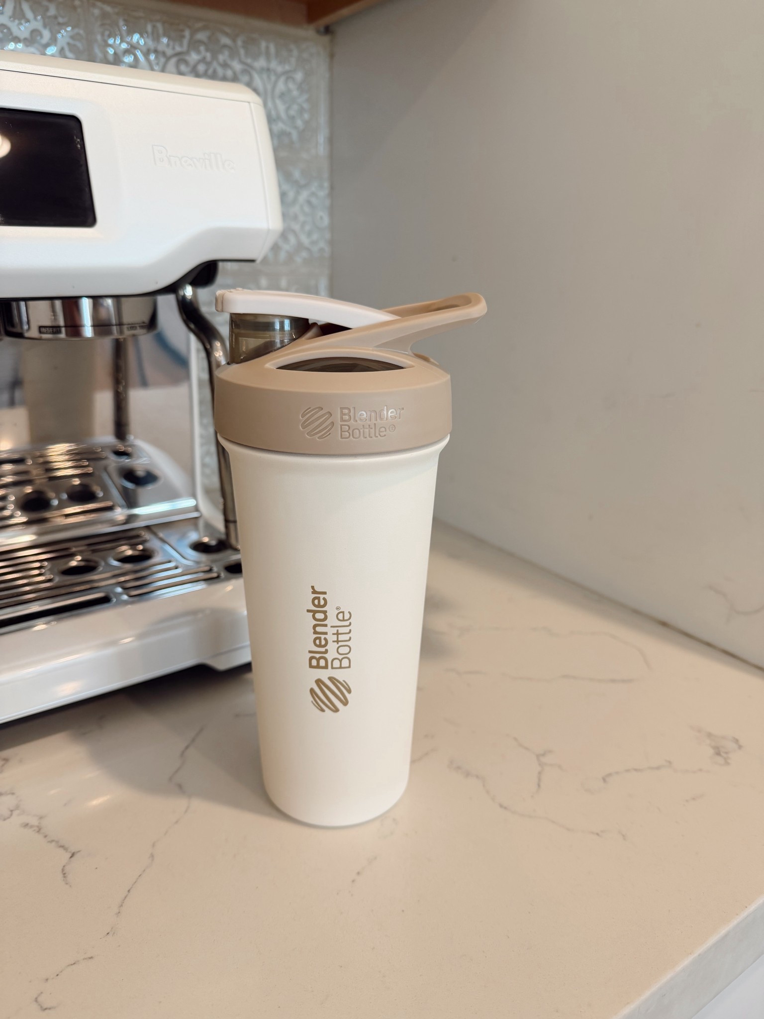 Been loving this stainless steel shaker bottle! 