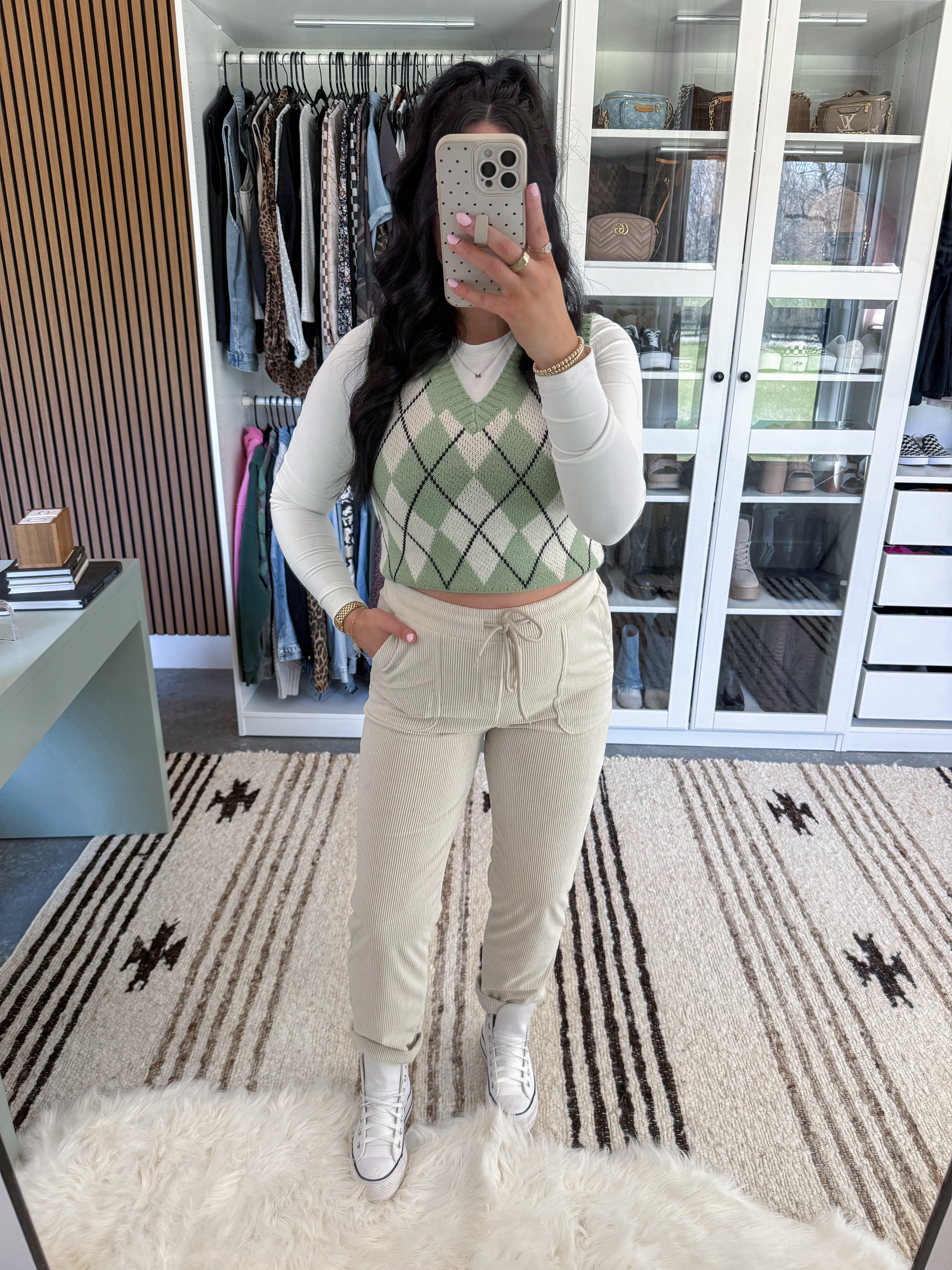 Easter Outfit Inspo 🤍

Sweater Vest - small but need a medium (mint green)
Long Sleeve - medium
Bralette - medium
Corduroy Pants - small (some reviews said they run big, but I wish I got a medium for the bump!)

This green sweater vest screams spring and is perfect for easter! Paired it with these neutral corduroy pants, my white leather platform converse & a basic white long sleeve! 

 

 #LTKootd #LTKBump