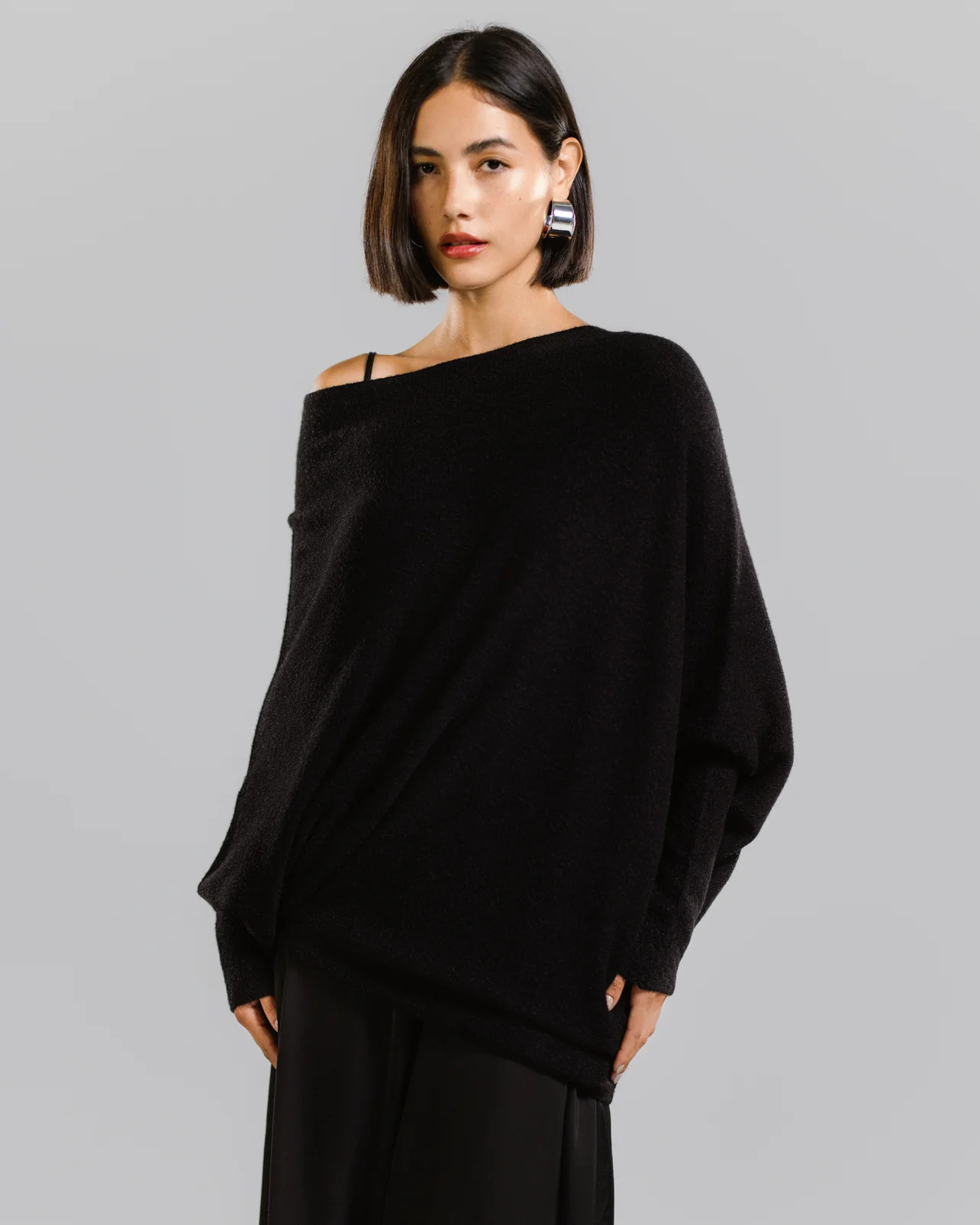 Asymmetric Draped | Black | JAKI