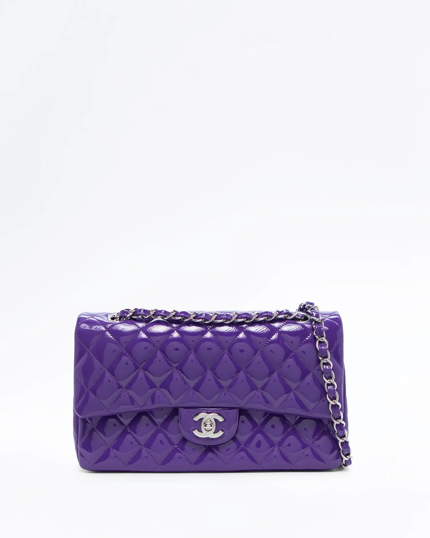 HomeHow It WorksClub PerksApply nowMerch Shop | Vivrelle