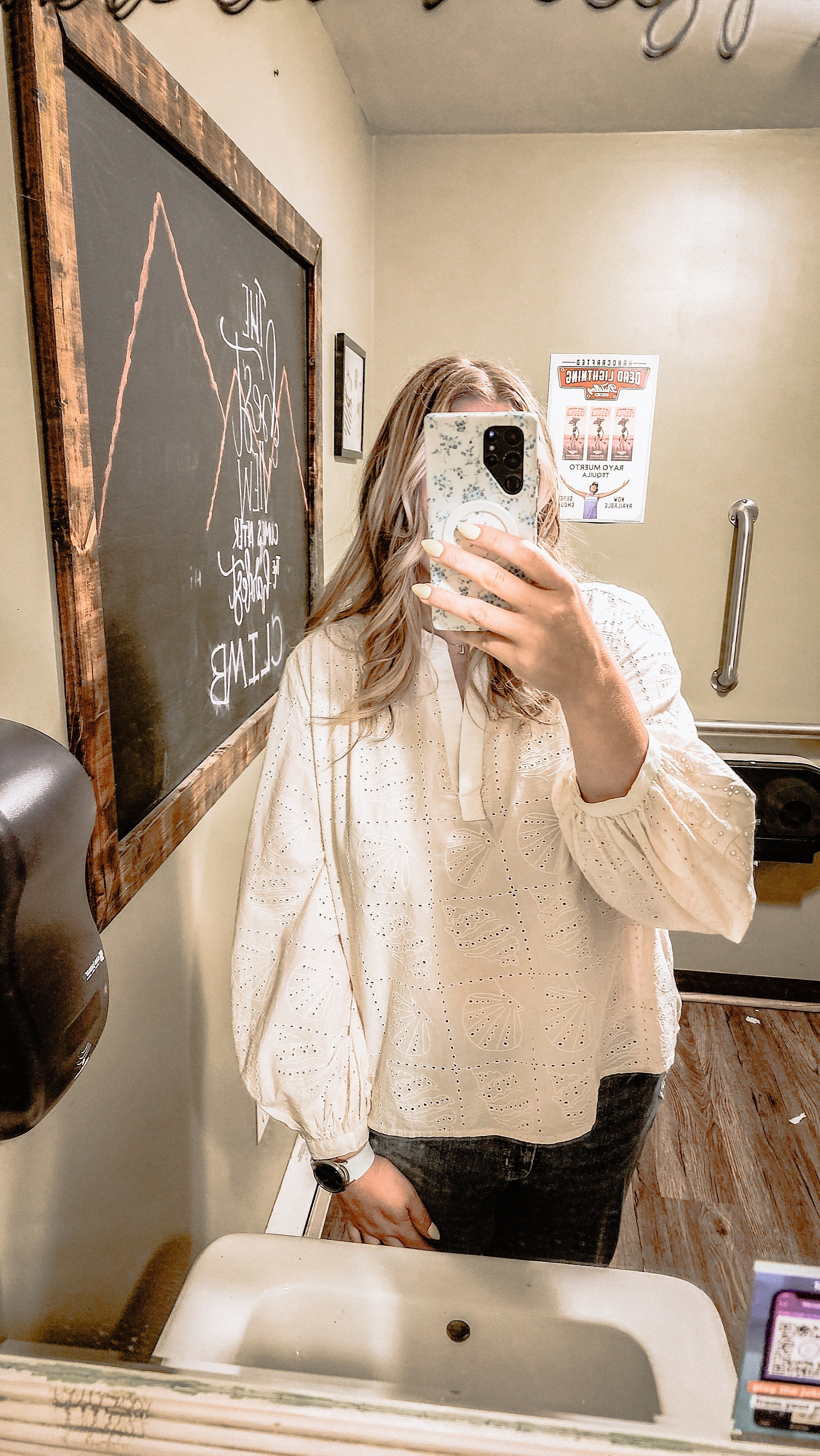 Loving the details of this blouse! 🐚 

#LTKStyleTip #LTKFindsUnder50 #LTKMidsize