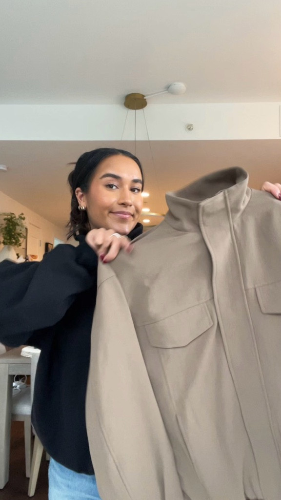 Love these pieces!! 💼 XS in sweater, S in jacket, 6 in pants 

#aritzia #aritziahaul #aritziamockneck #mocknecksweater #workoutfit #workpants #corporateootd #matchingset #dresspants #bomberjacket

#LTKworkwear #LTKcanada #LTKfall