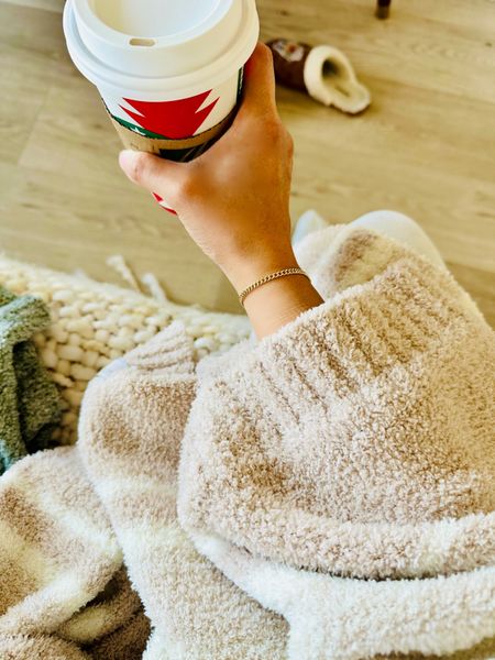 For the cold days, cozy movie nights and just when you need a good blanket 


#LTKHoliday #LTKGiftGuide #LTKFind