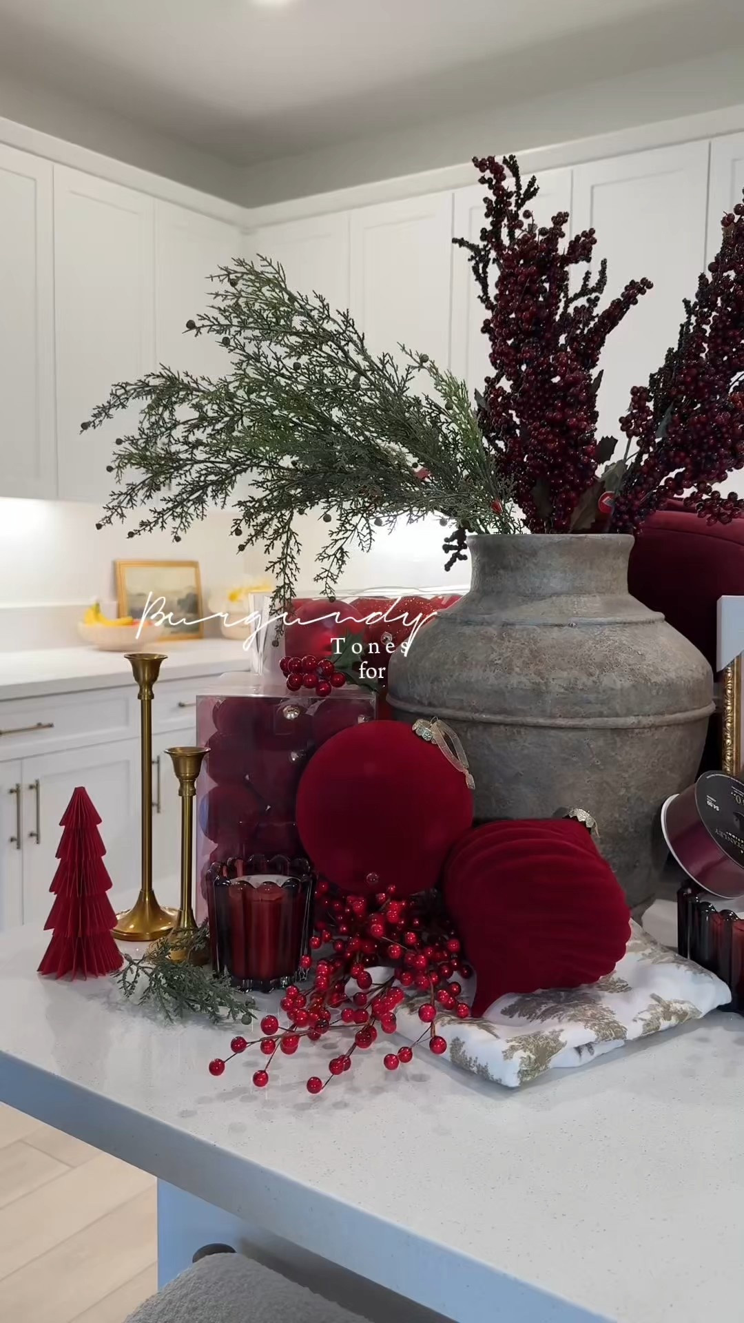 Deep burgundy Christmas touches are my whole personality this year 🎄🍷


#LTKFindsUnder50 #LTKHome #LTKHoliday