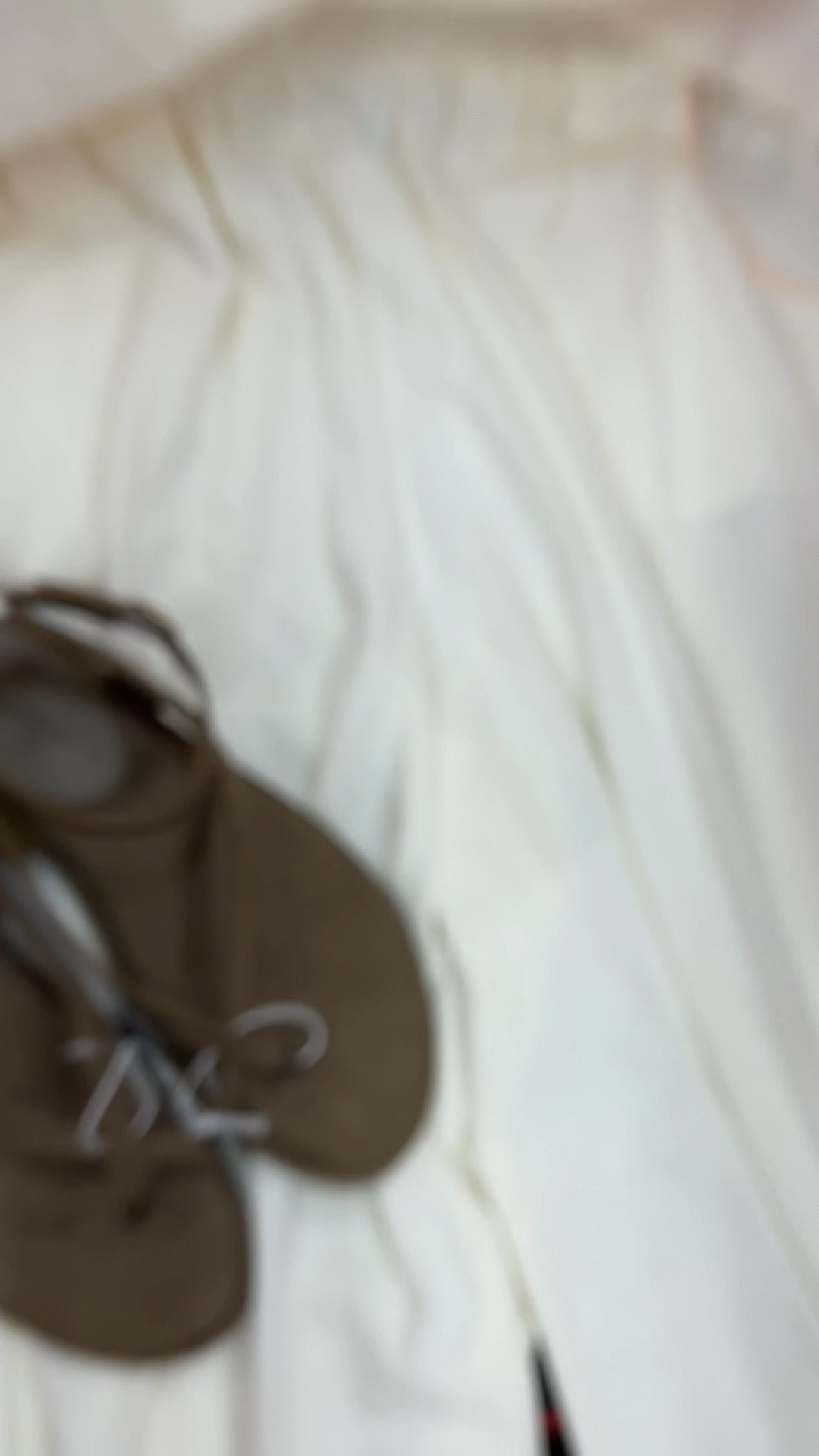 Target set $28 on sale! Comes in green, black or cream. And these sandals look gorgeous on. #targetstyle 