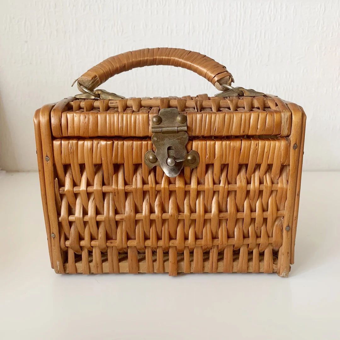 French mid century wicker basket bag, box shaped with clasp and top handle | Etsy (UK)